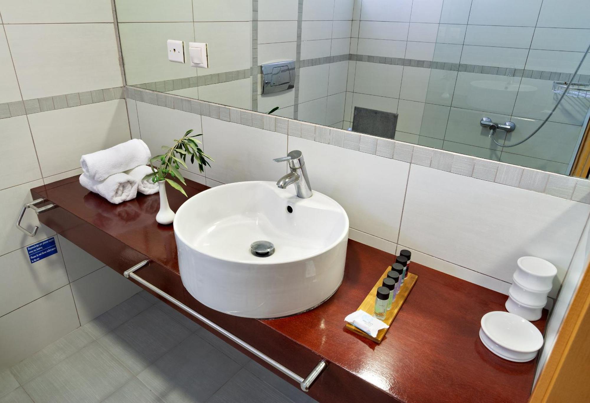 Ionian Theoxenia Hotel Kanali (Epirus)