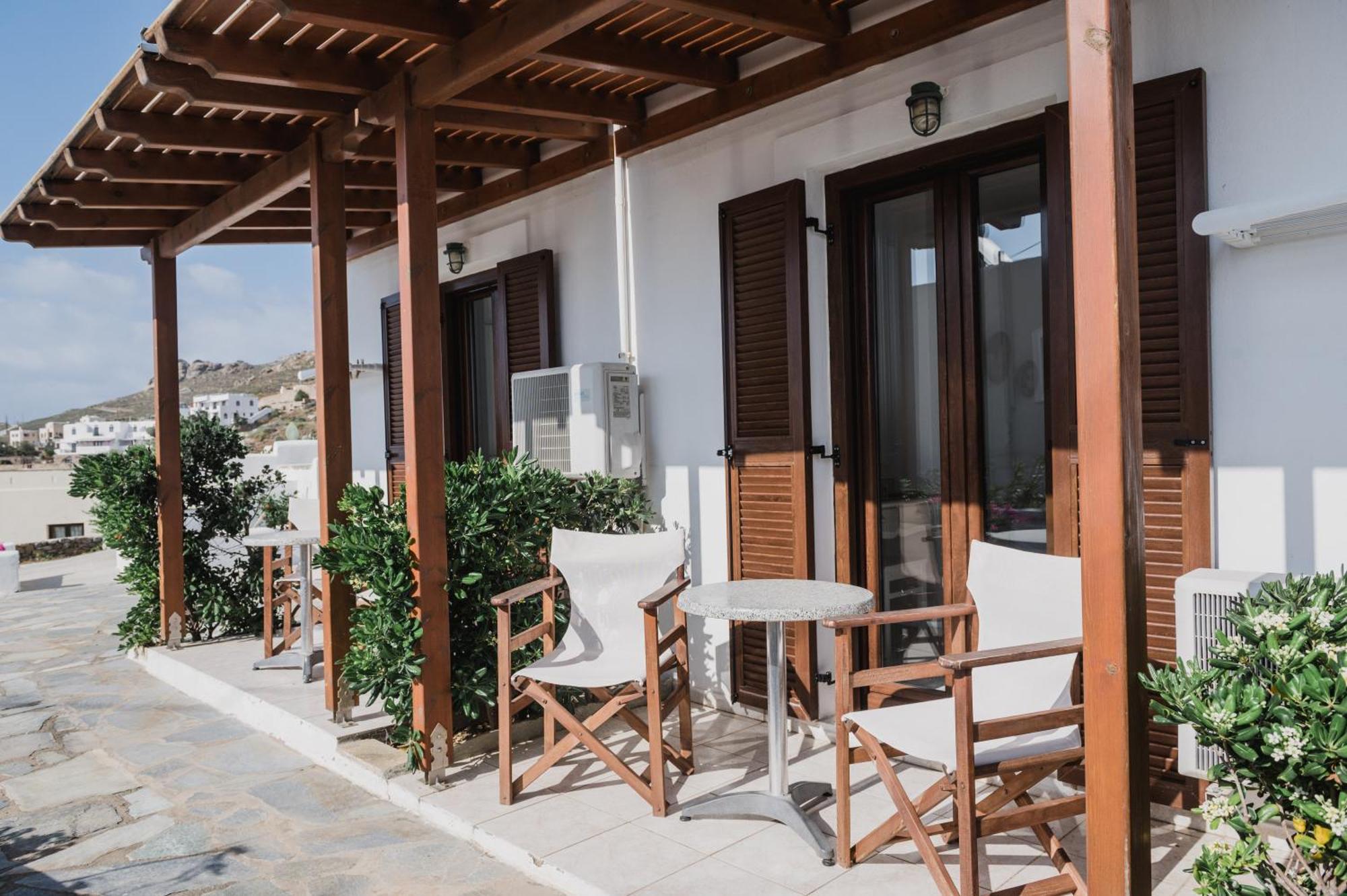 Petros & Aparthotel