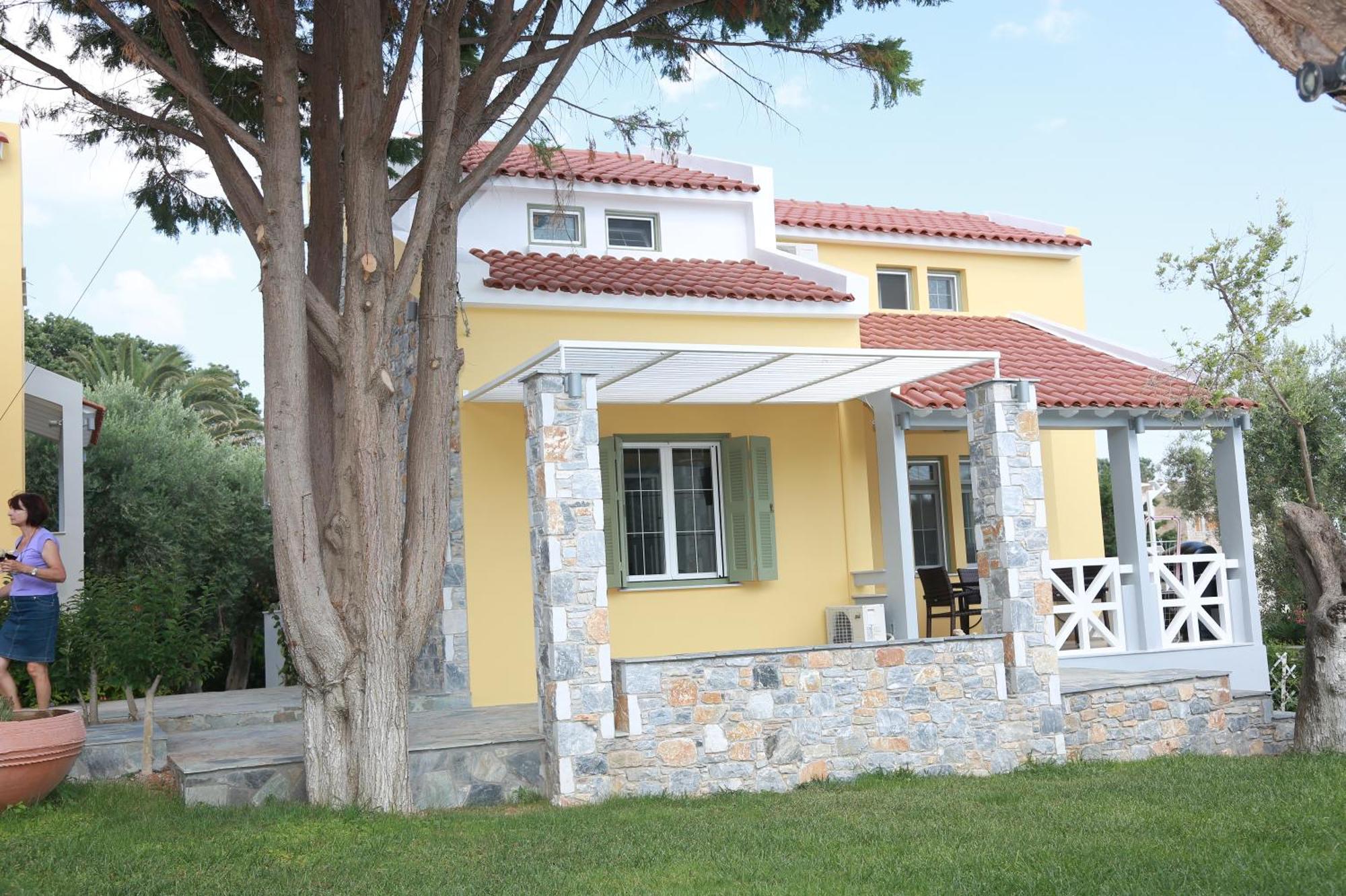 Sea Sun Aparthotel Plomari