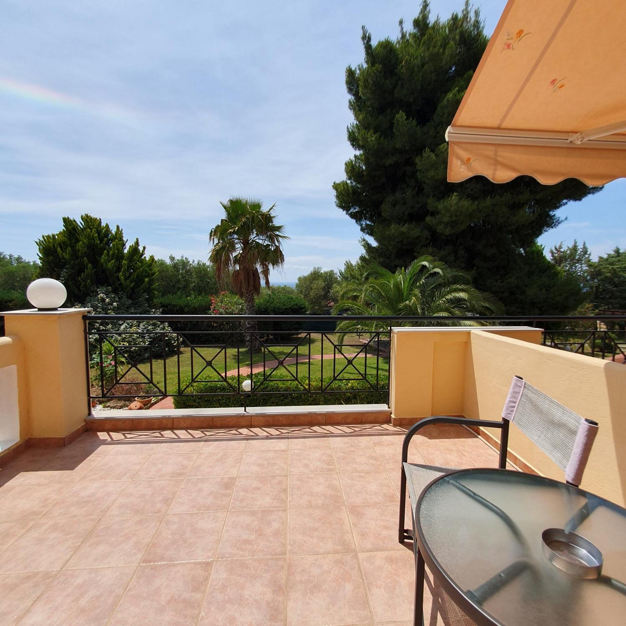 Agrili Apartments & Rooms 3*