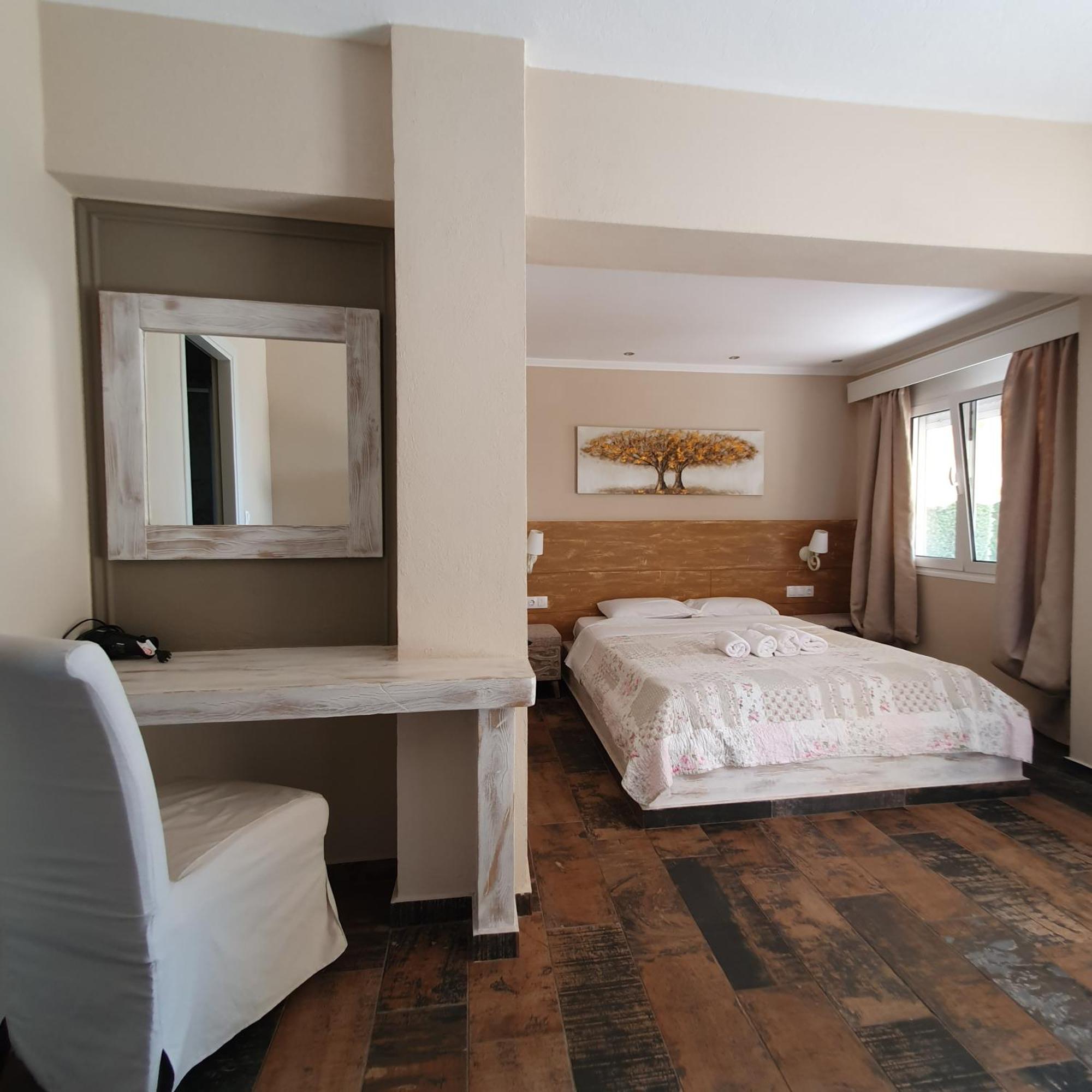 Agrili Apartments & Rooms Aparthotel 3*