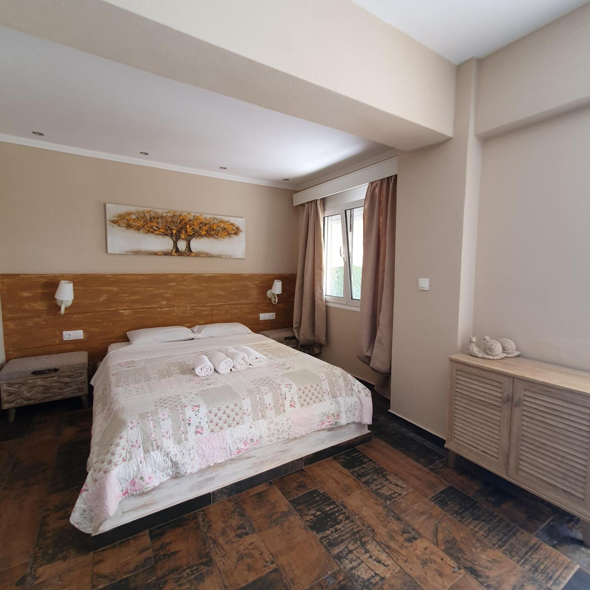 Agrili Apartments & Rooms Aparthotel 3*