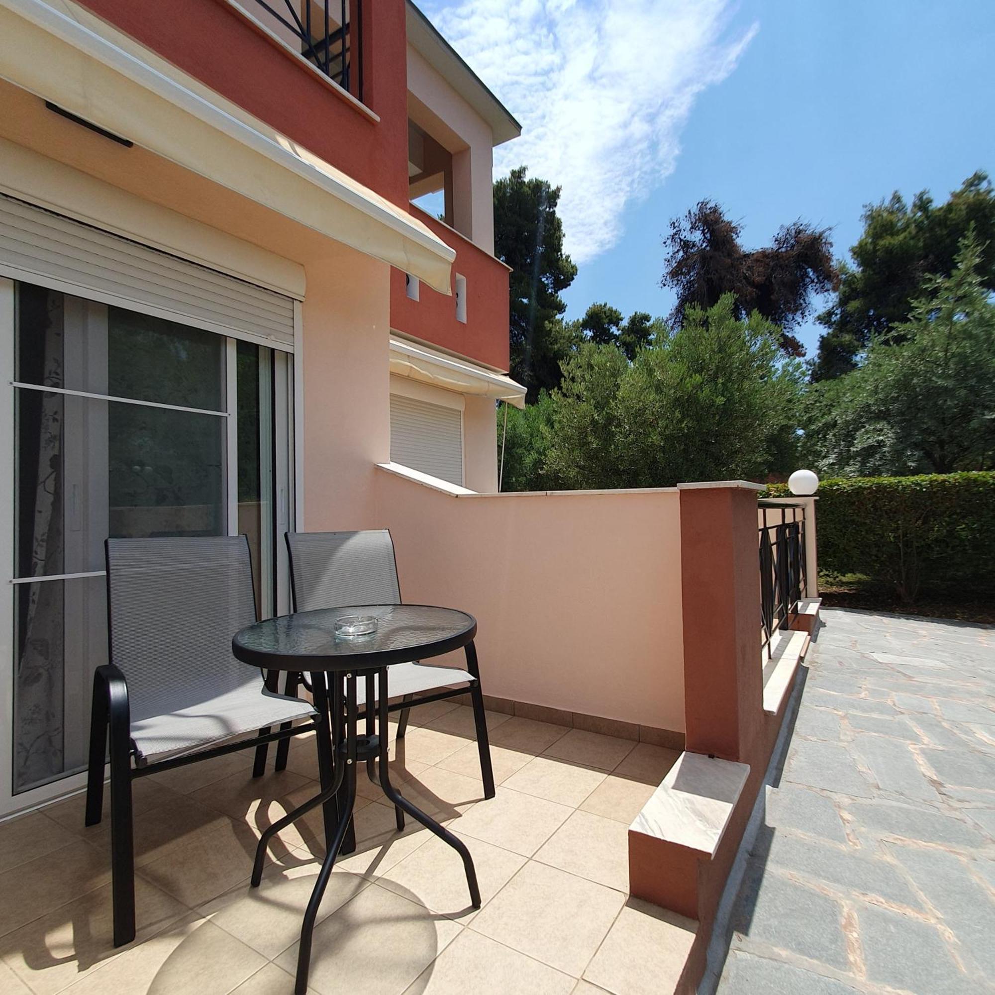 Agrili Apartments & Rooms Aparthotel 3*