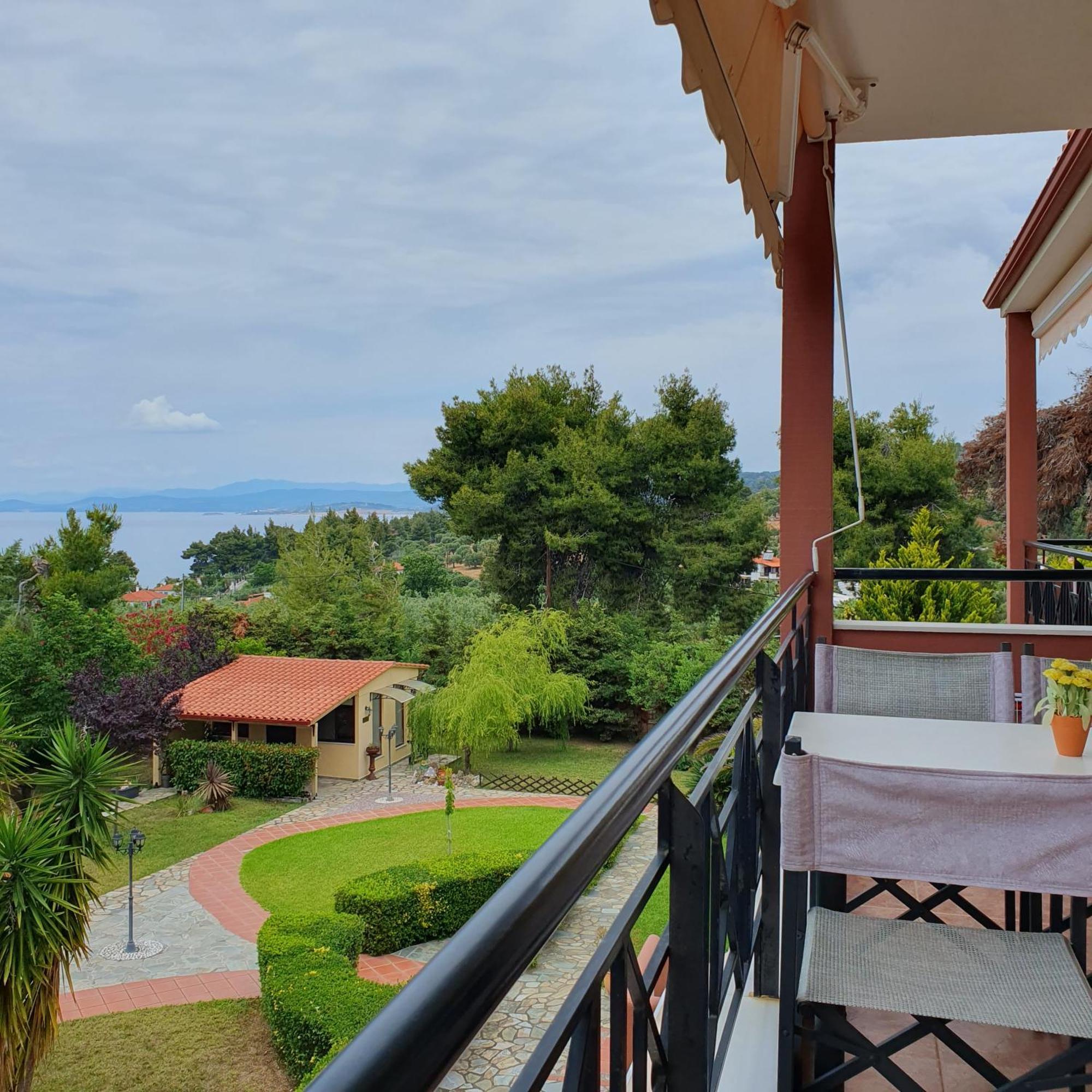 Agrili Apartments & Rooms