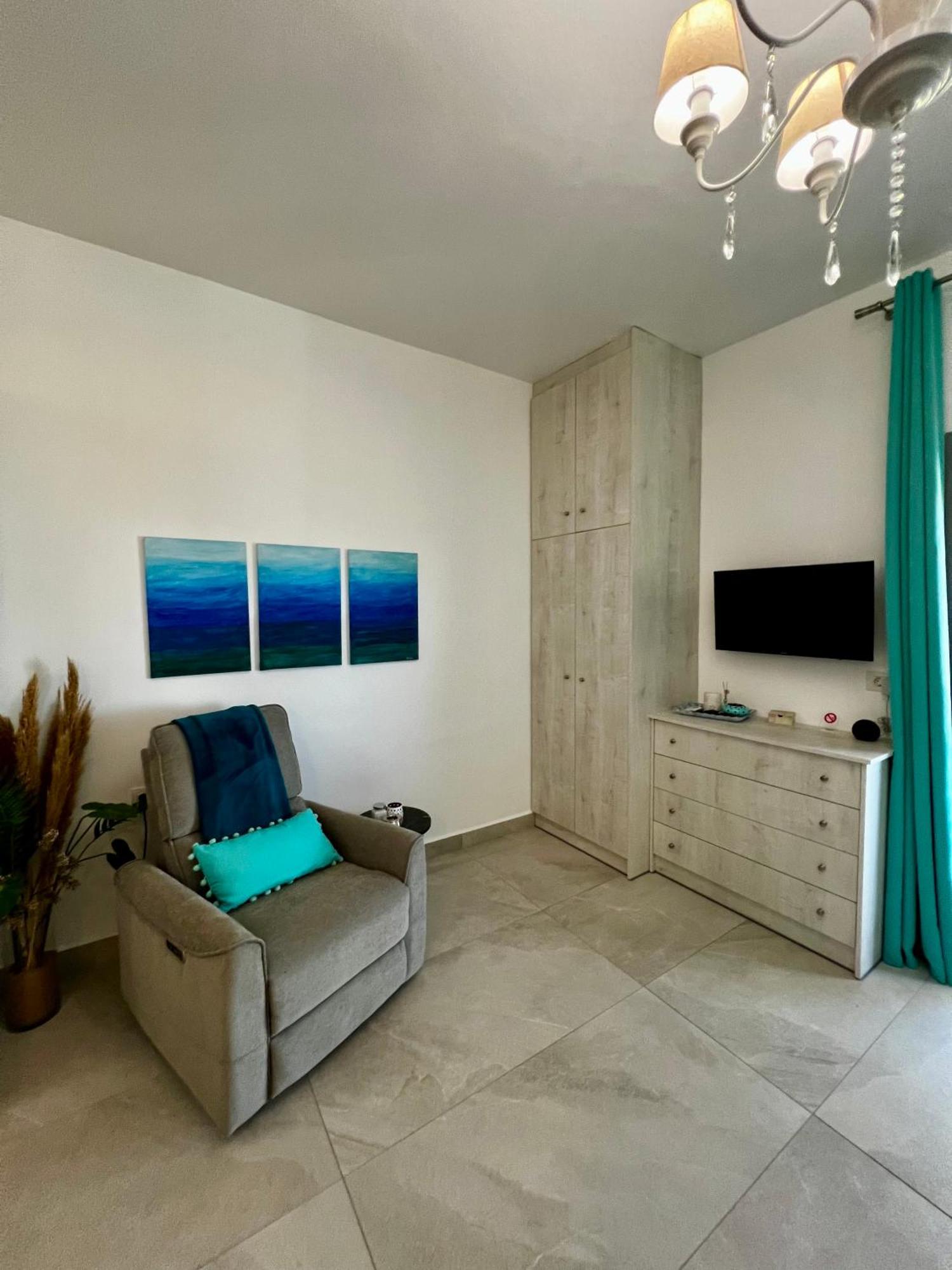 Ocean Front 77 Lourdata (Kefalonia)