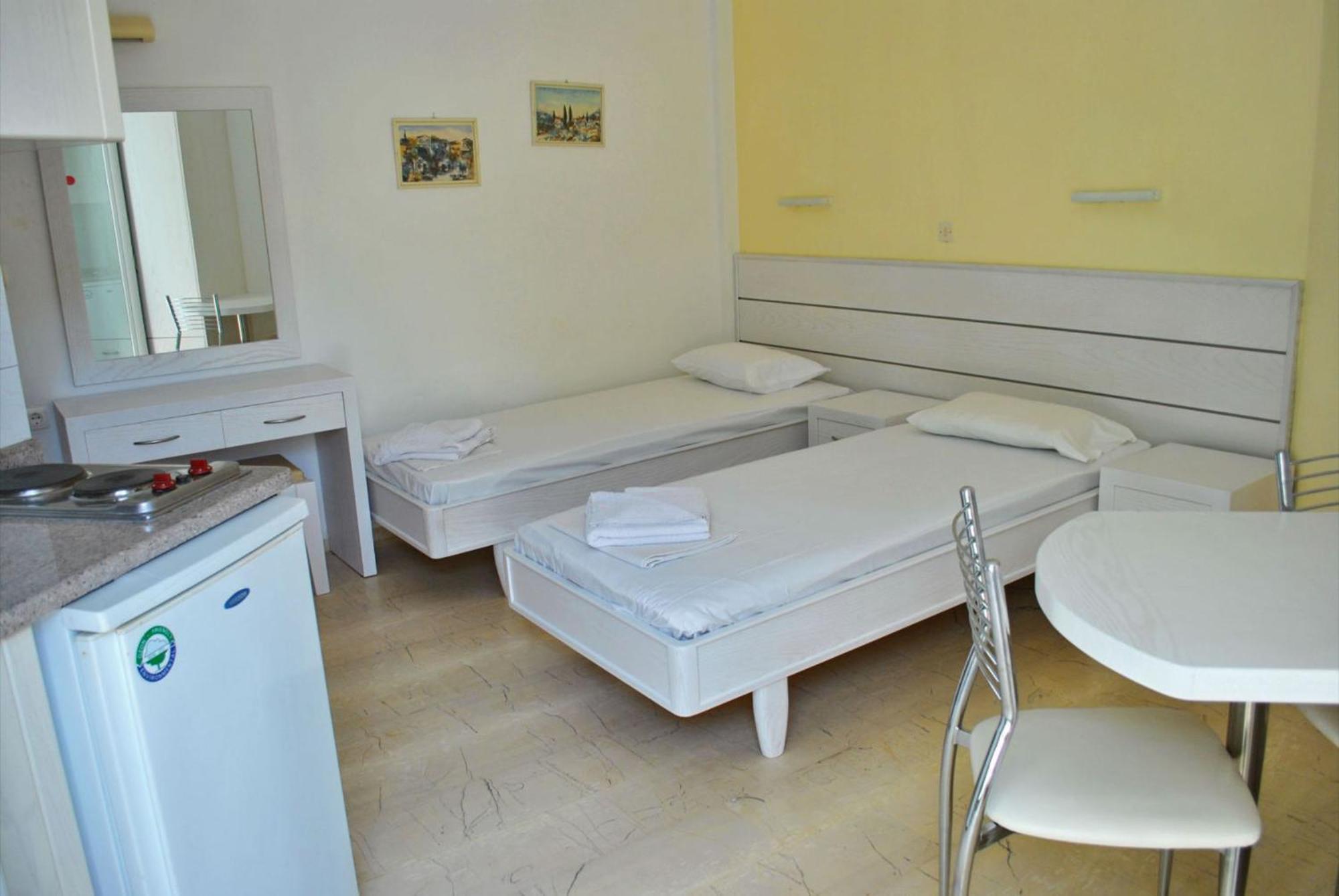 Aparthotel Melissa Apartments, & 3*