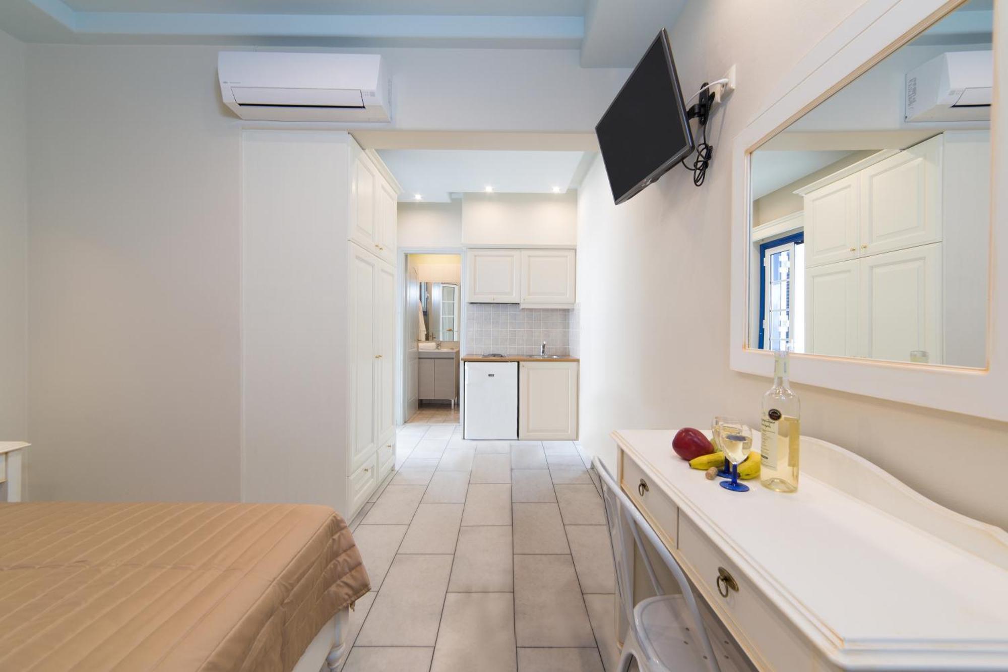 Aparthotel Vasilikos 3*