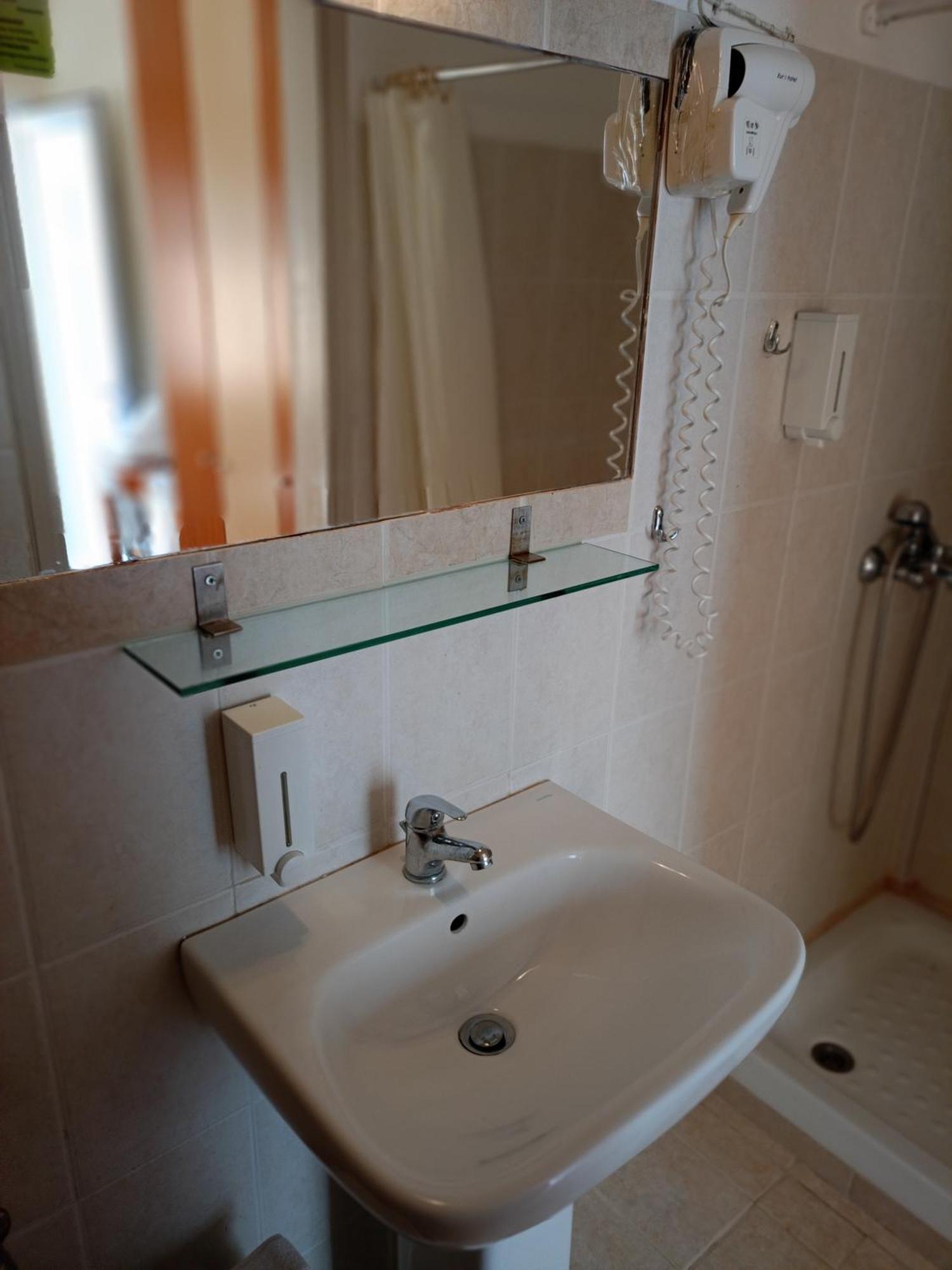 Hotel Efstratios 2*