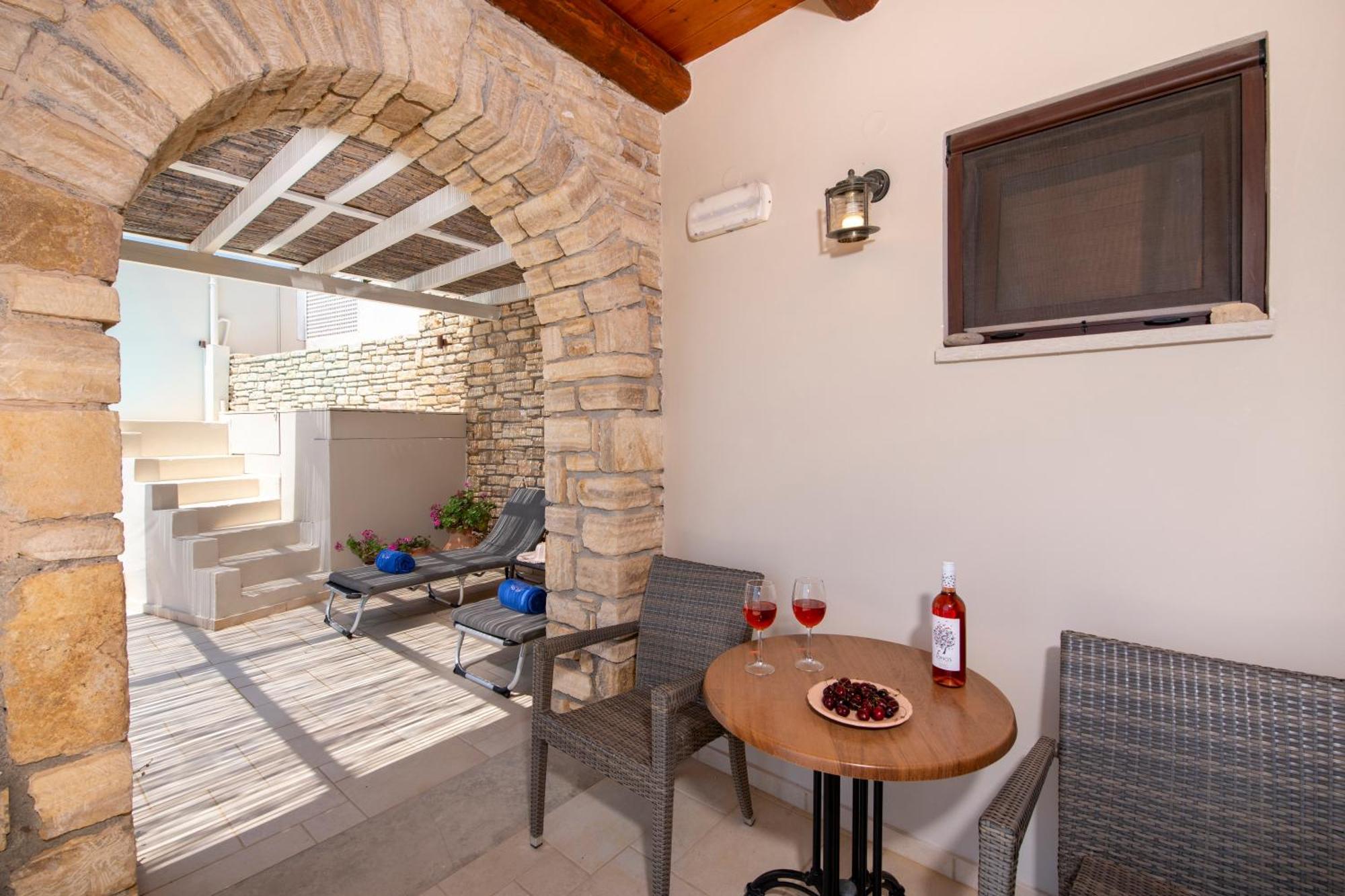 Stefanos Village
