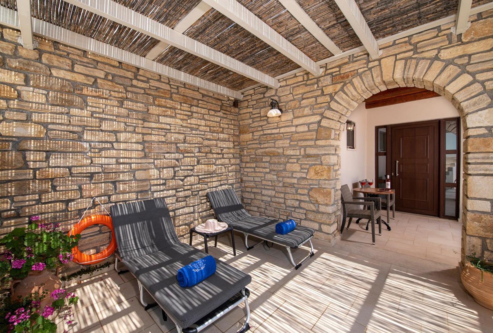 Stefanos Village Hotel