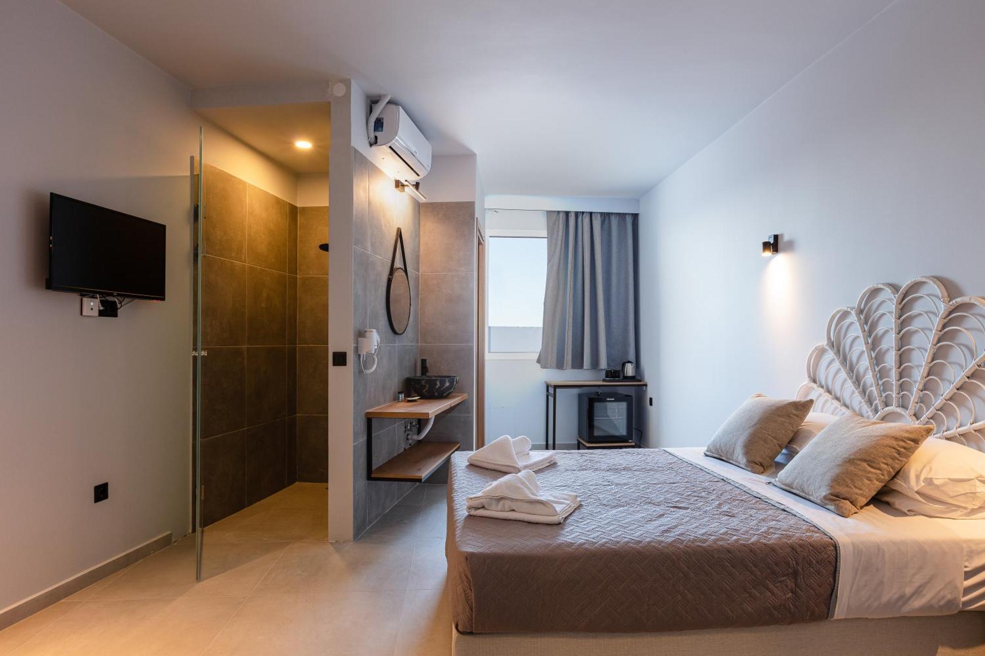 Areti Hotel 2*