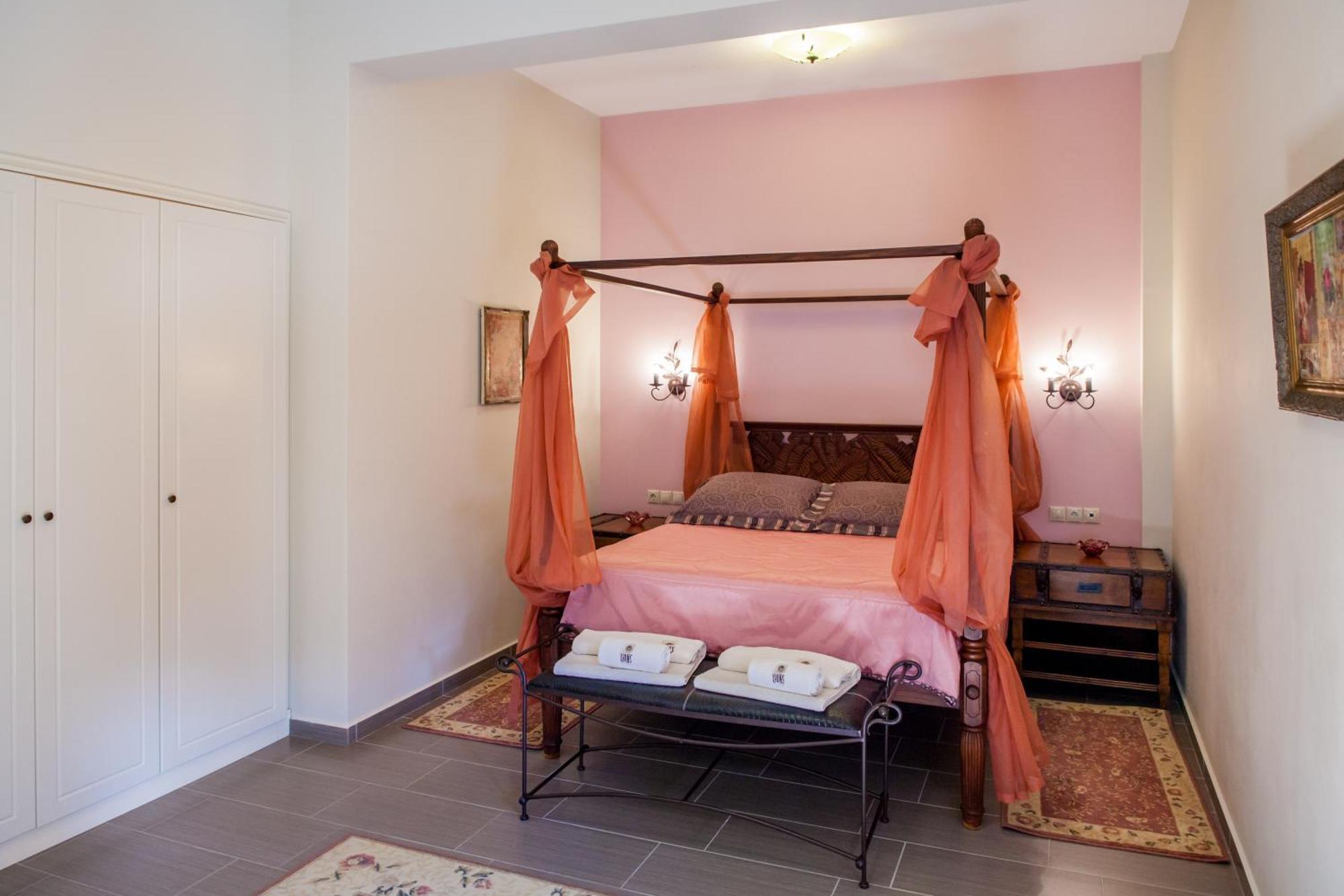 Aparthotel Lions Nine Mouresi