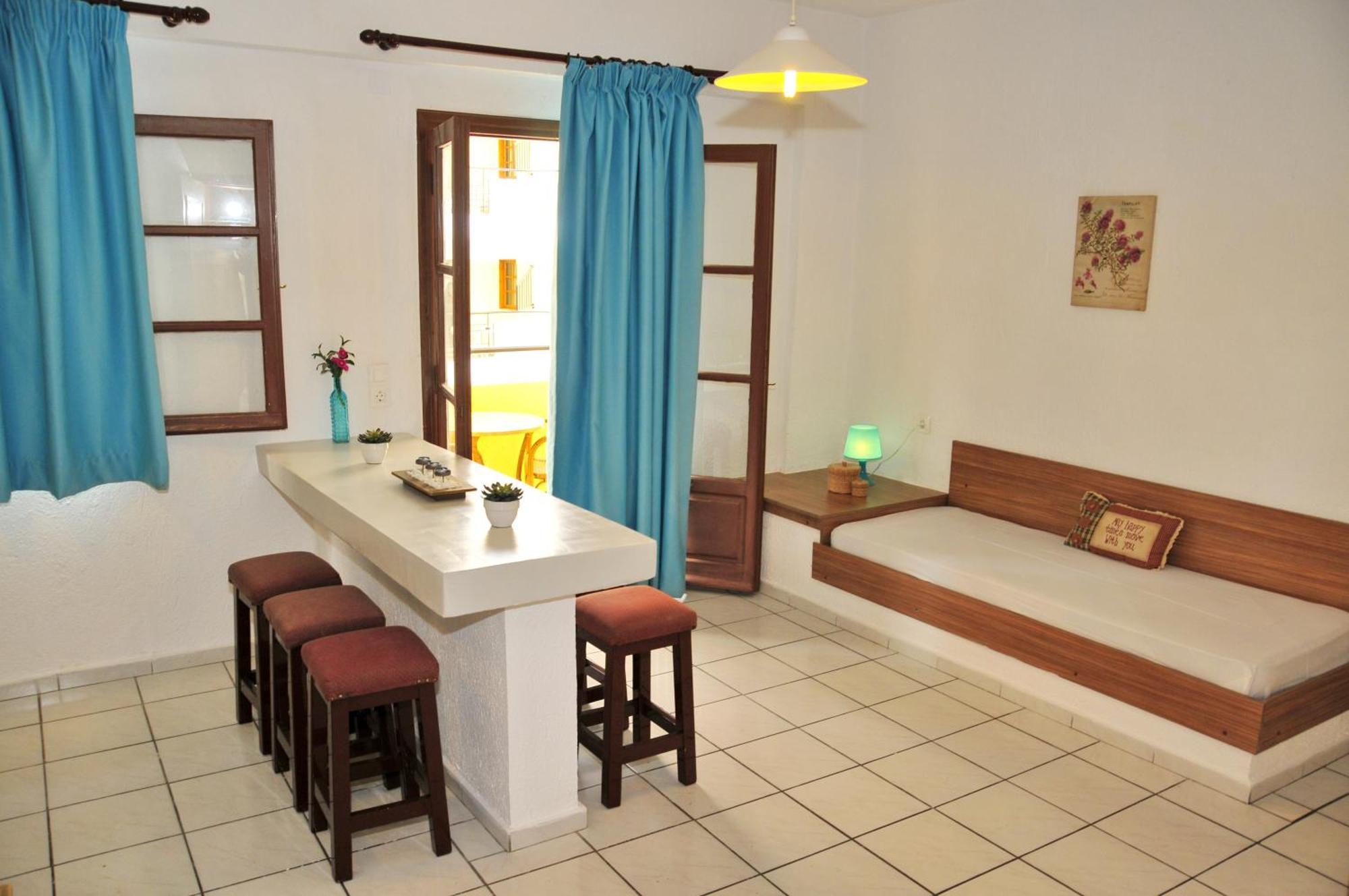 Aparthotel Cleopatra 3*
