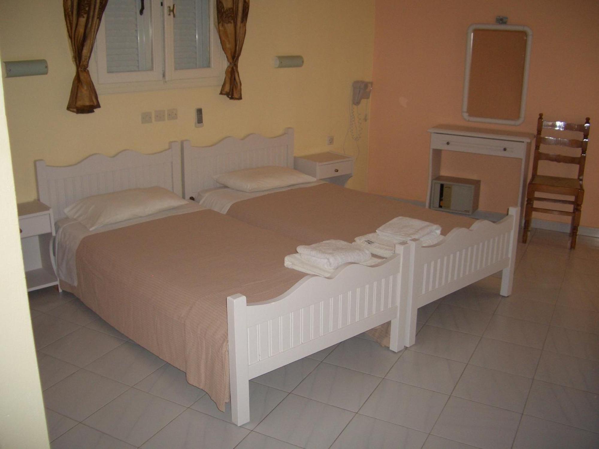 Apartment Hercules Sea Front Katelios