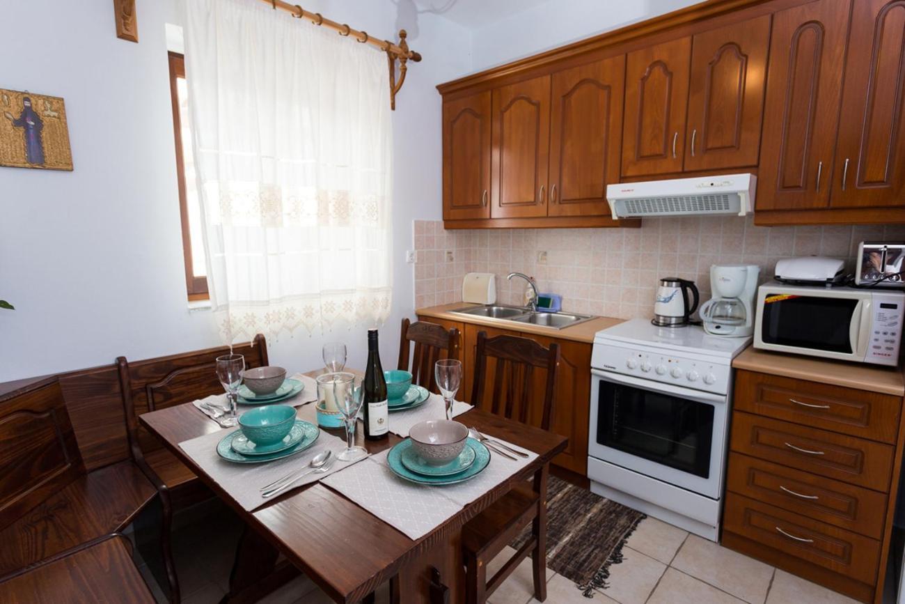 Pleiades Seaside Residences In Mani * Agios Nikolaos (Mani)