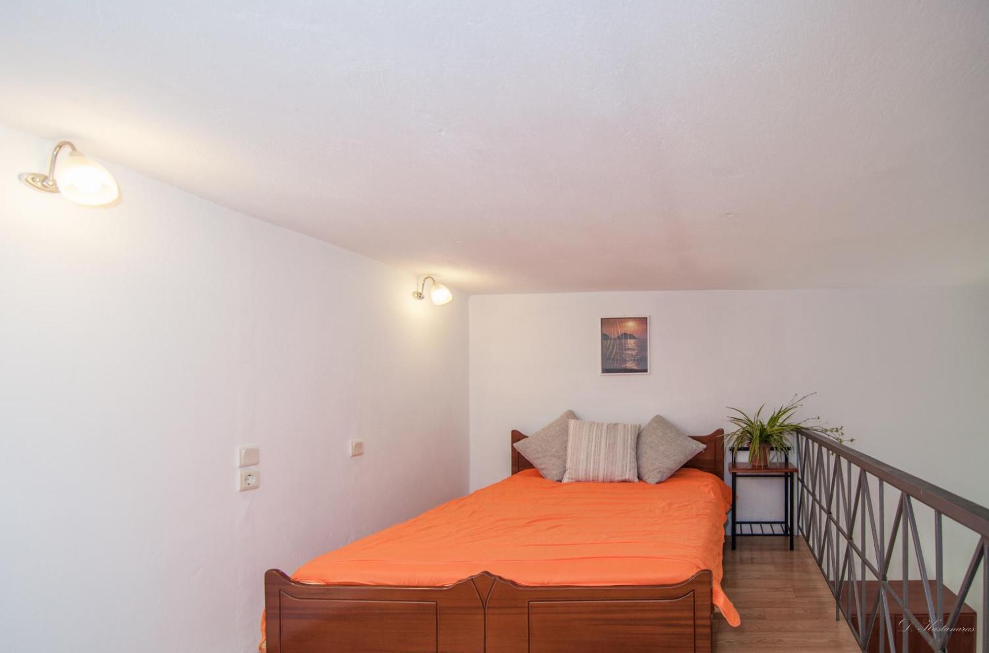 Apartment Xara *