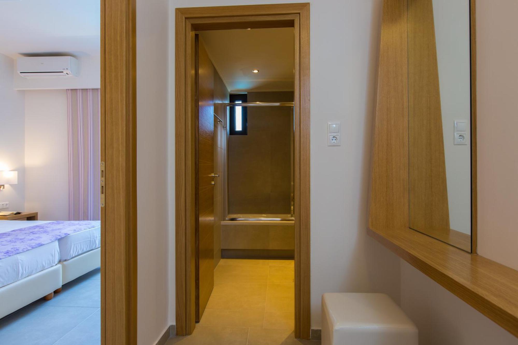 Eltina Aparthotel Rethymno (Crete)