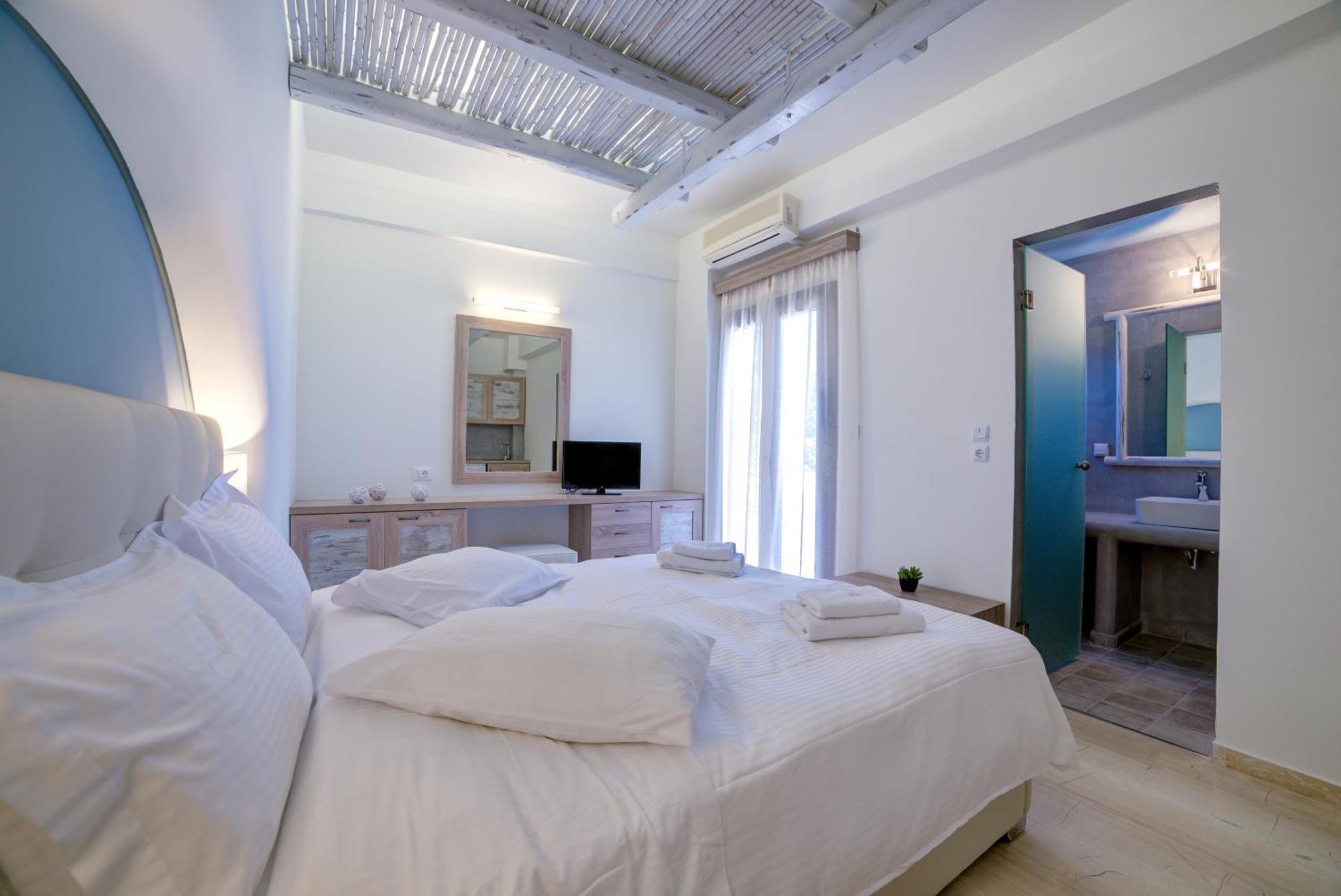 Ifestos Aparthotel
