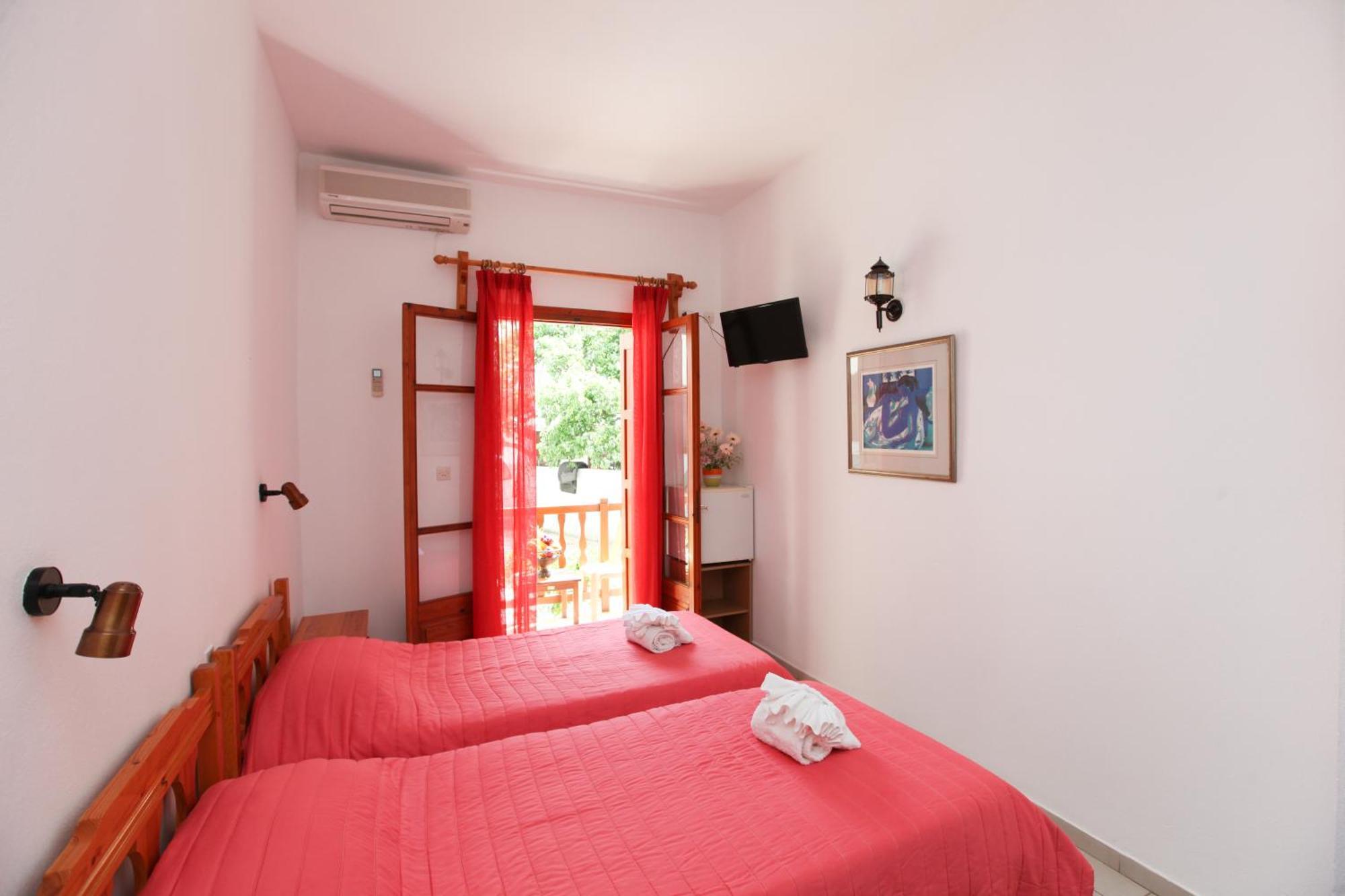 House Aparthotel