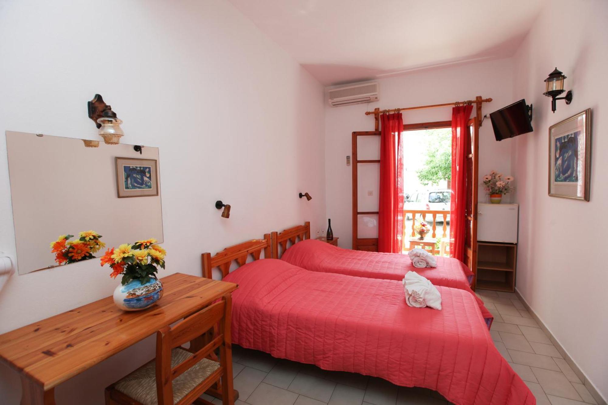 House Aparthotel