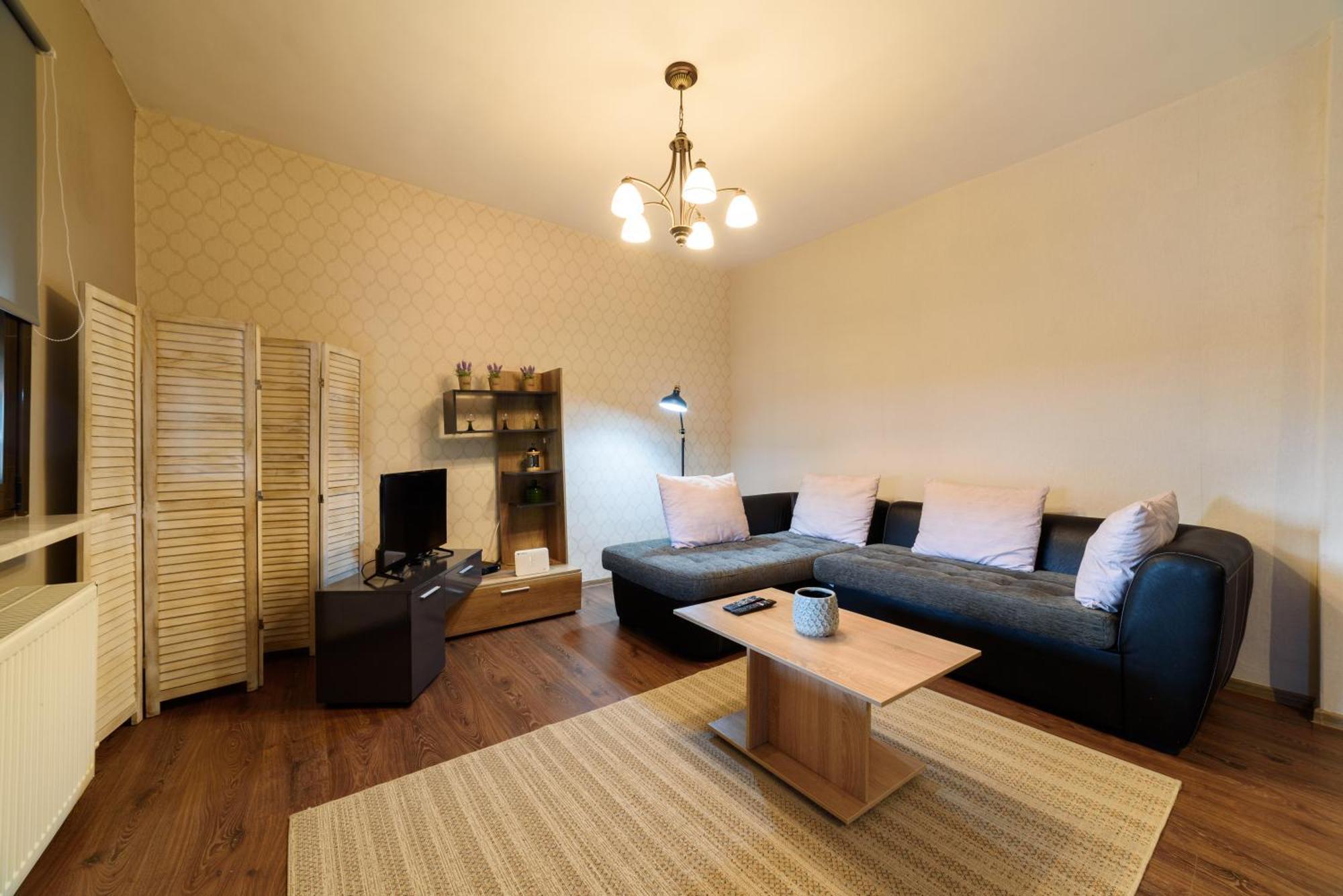Chateaux Constantin Agistro Hotel Angistron