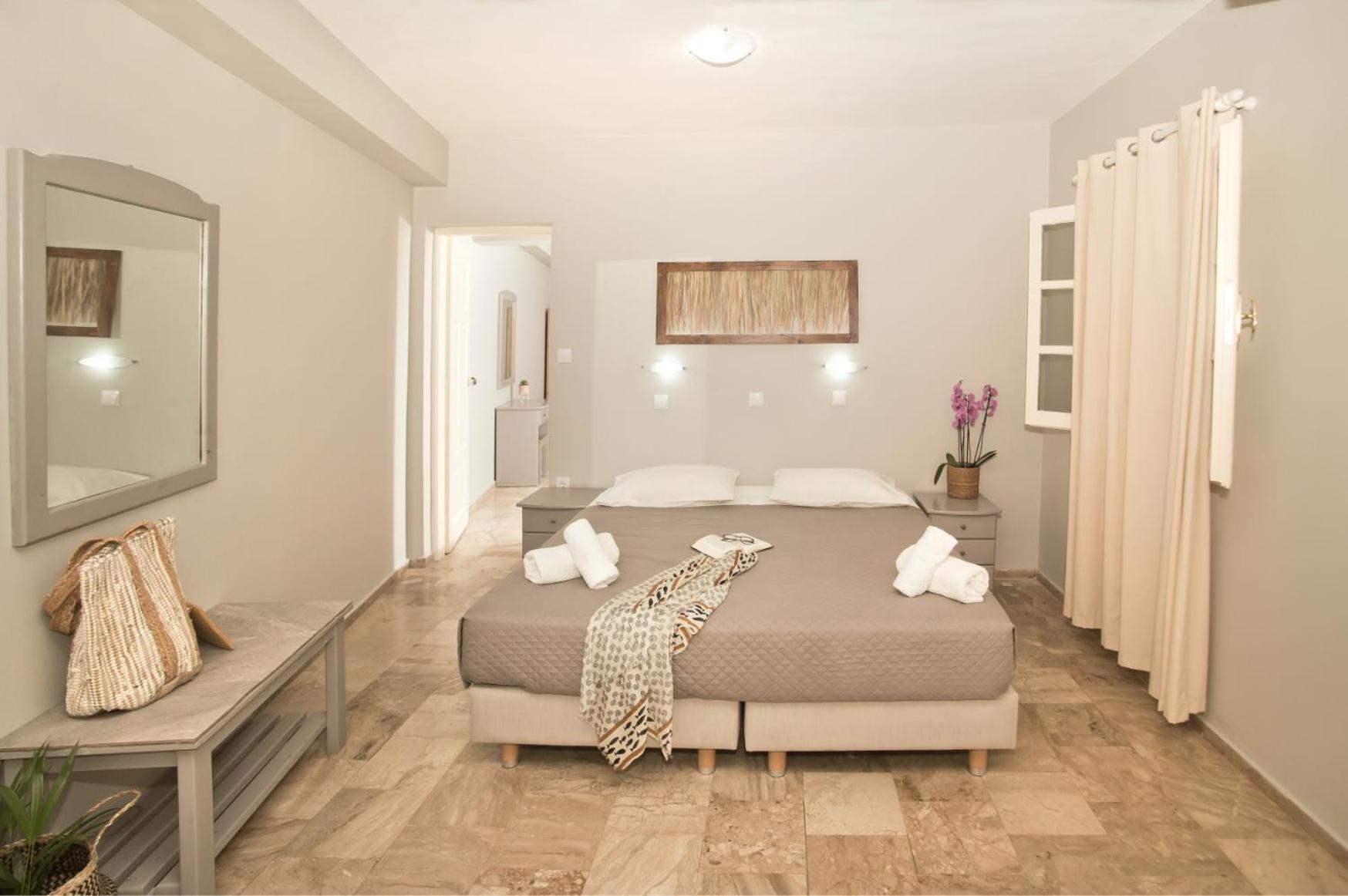 Ambiance Studios Aparthotel 2*