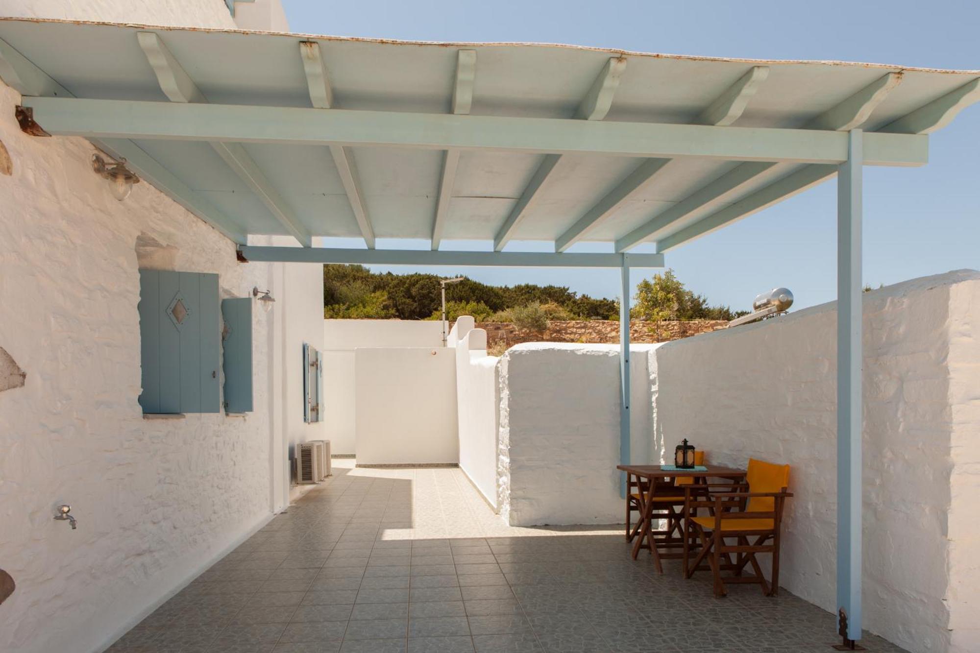 Ergina Summer Apartment Antiparos