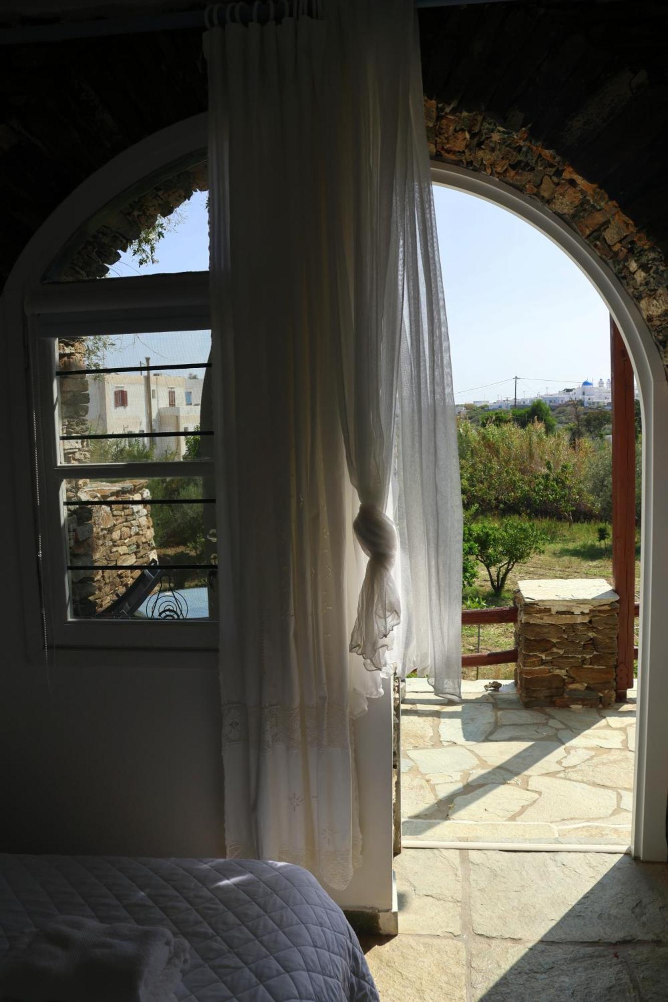 Apollon-artemis Apartment *