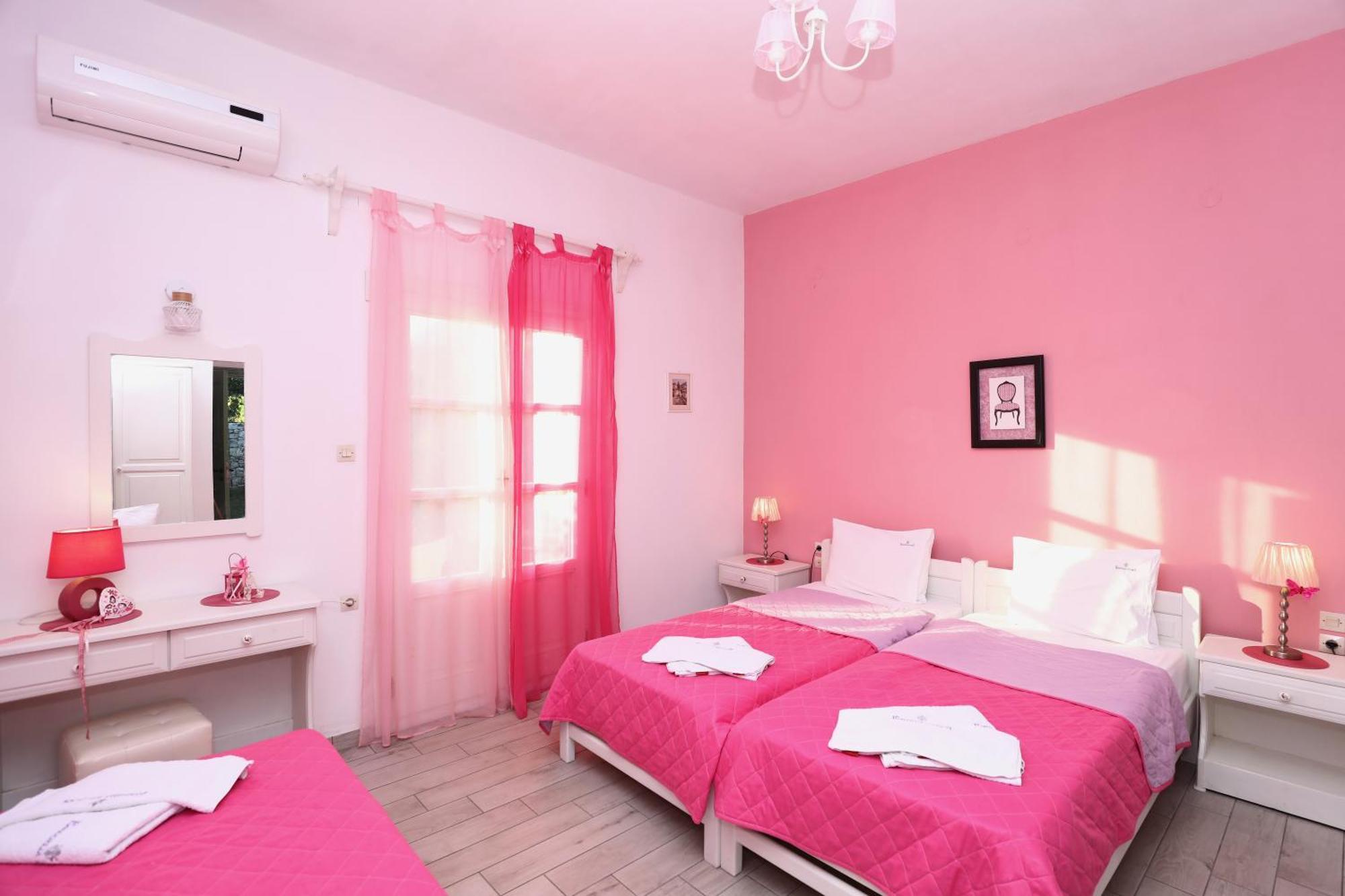 Evaggelia Apartment *