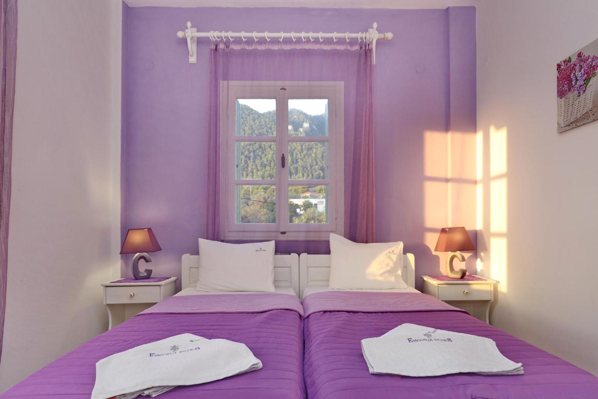 Evaggelia Apartment