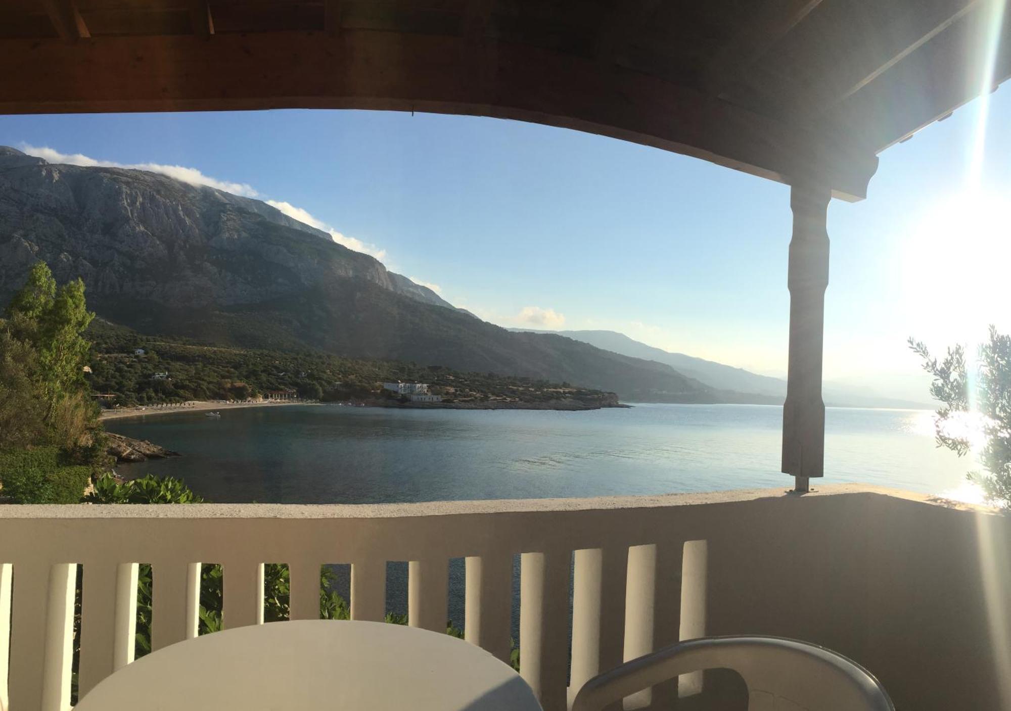 Studios Limnionas * Marathokampos