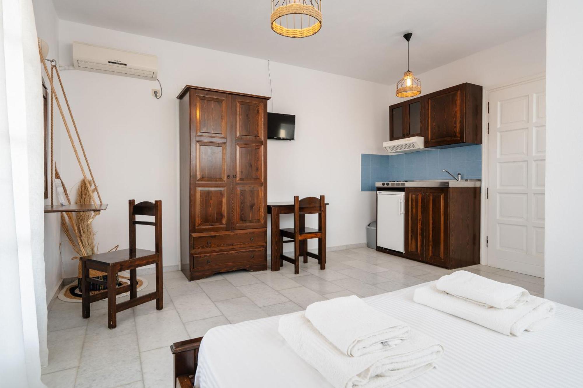 Diamantis Studios&apartments Hotel