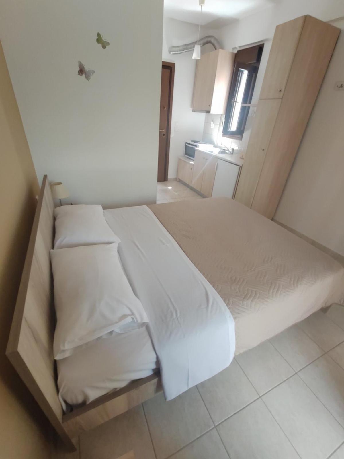 Angelos Studios Apartment *