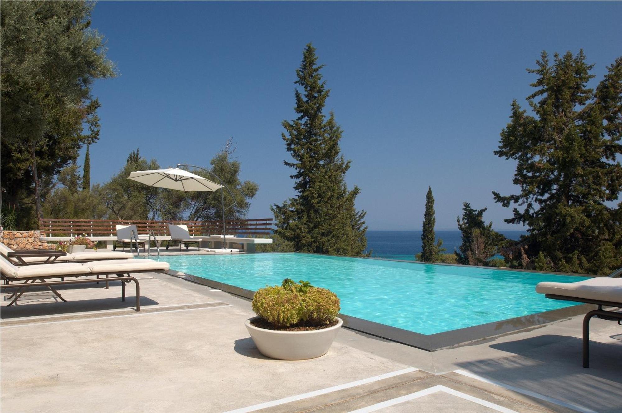 Villa Arenaria L. Complex *