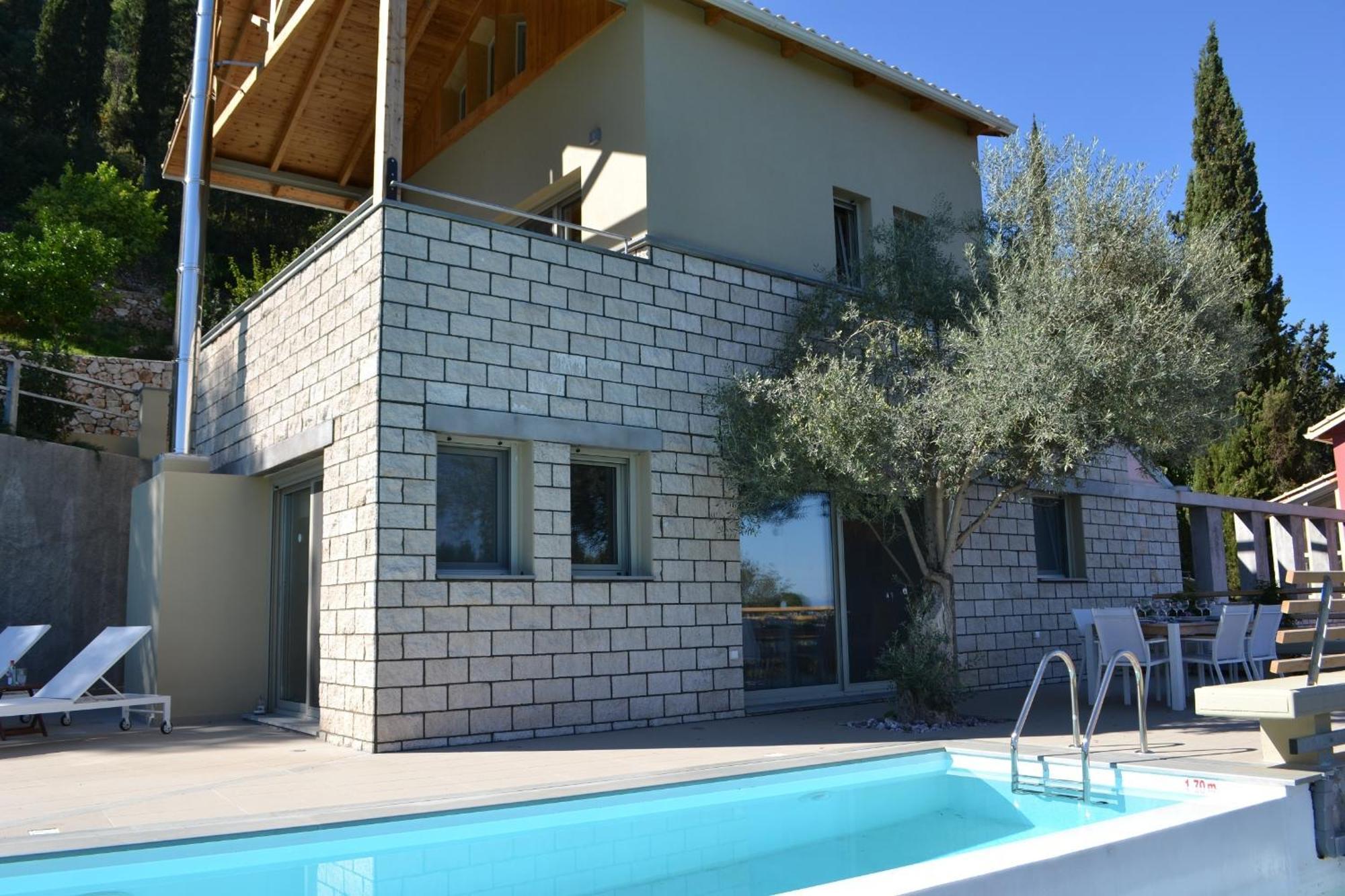 Villa Arenaria L. Complex Agios Ioannis (Lefkada)