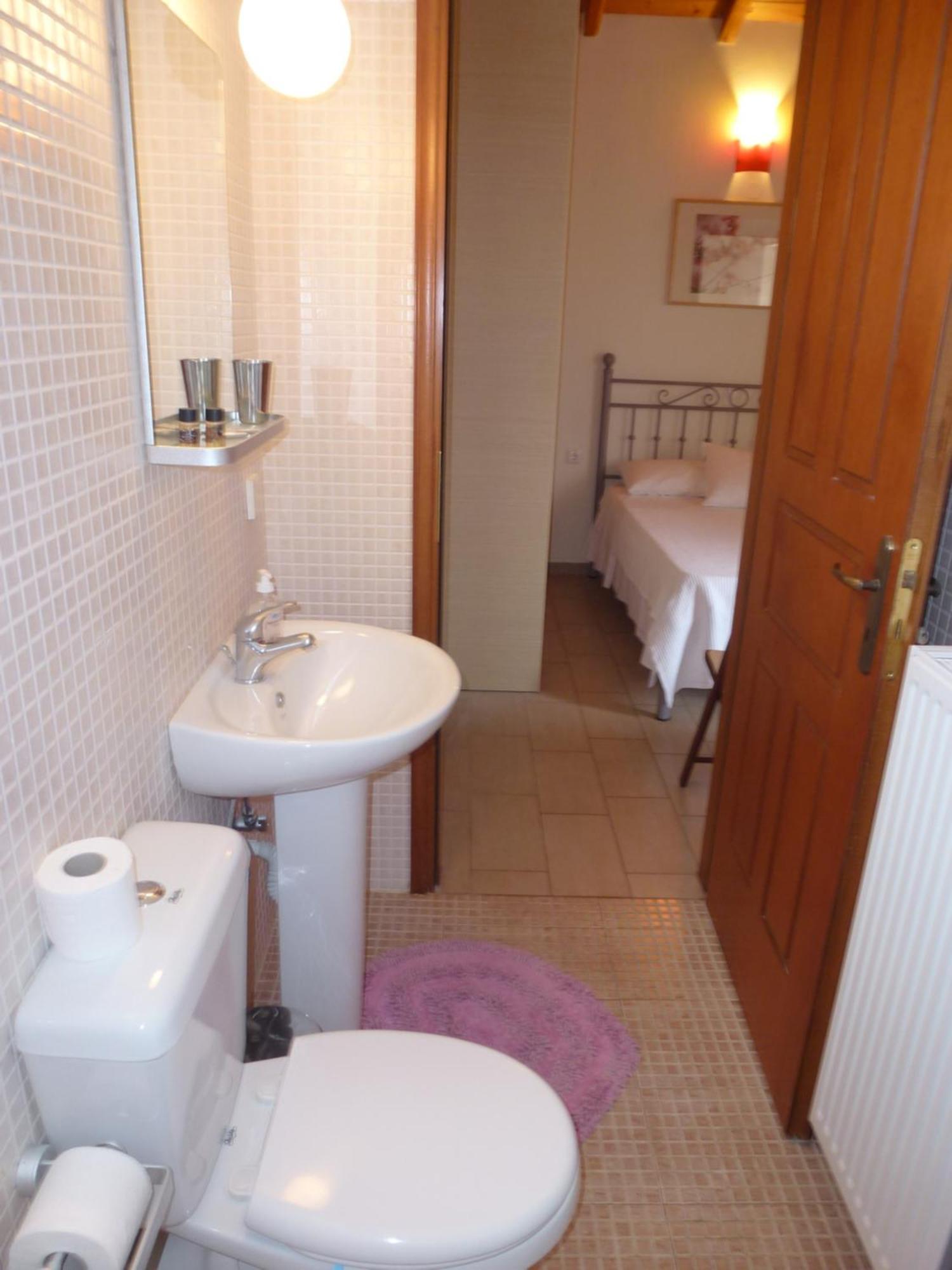 Karantonis House *