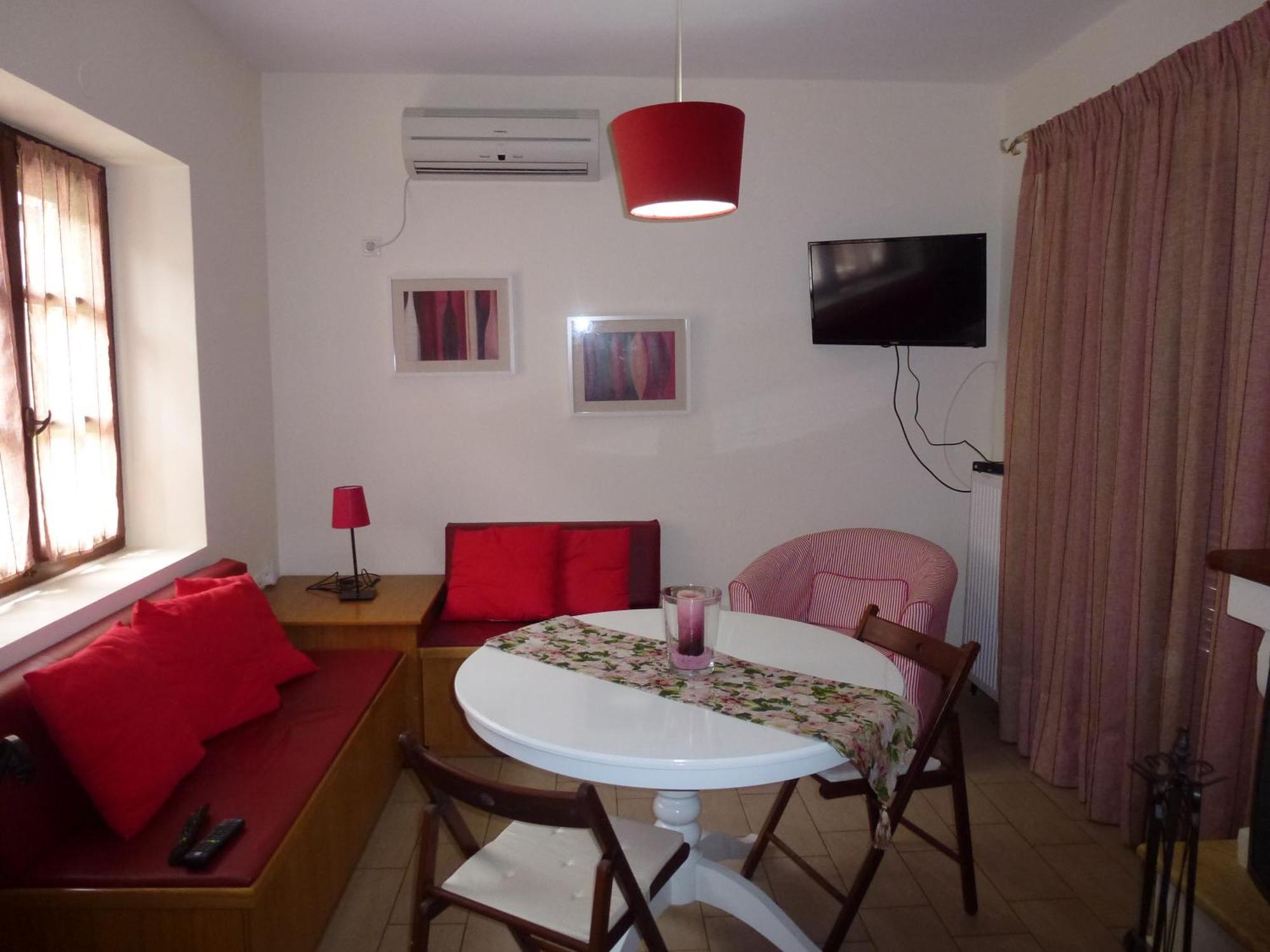 Apartment Karantonis House