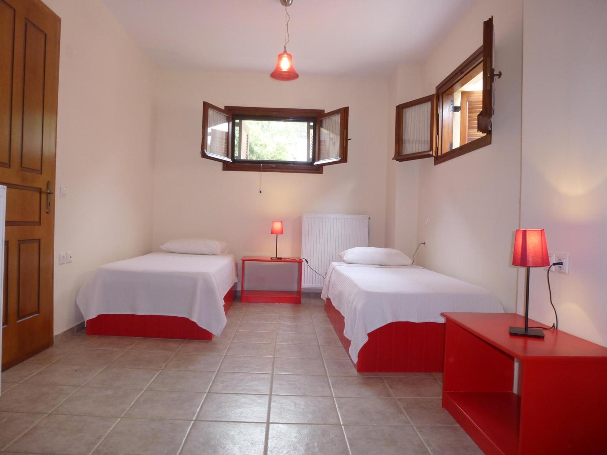 Karantonis House Apartment *