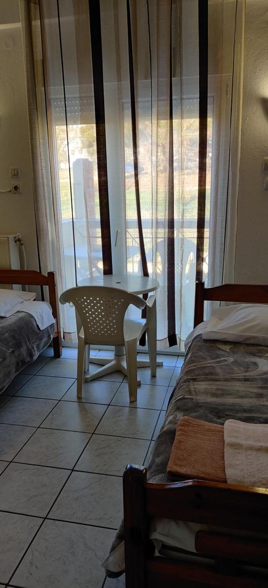 Skordas Comfy Rent Rooms Apartment *