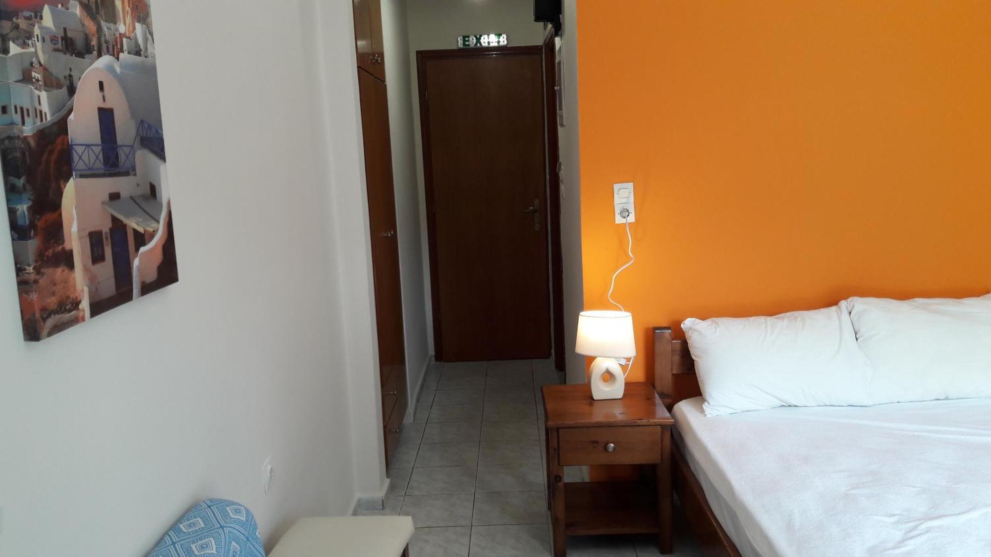 Orange Fodele