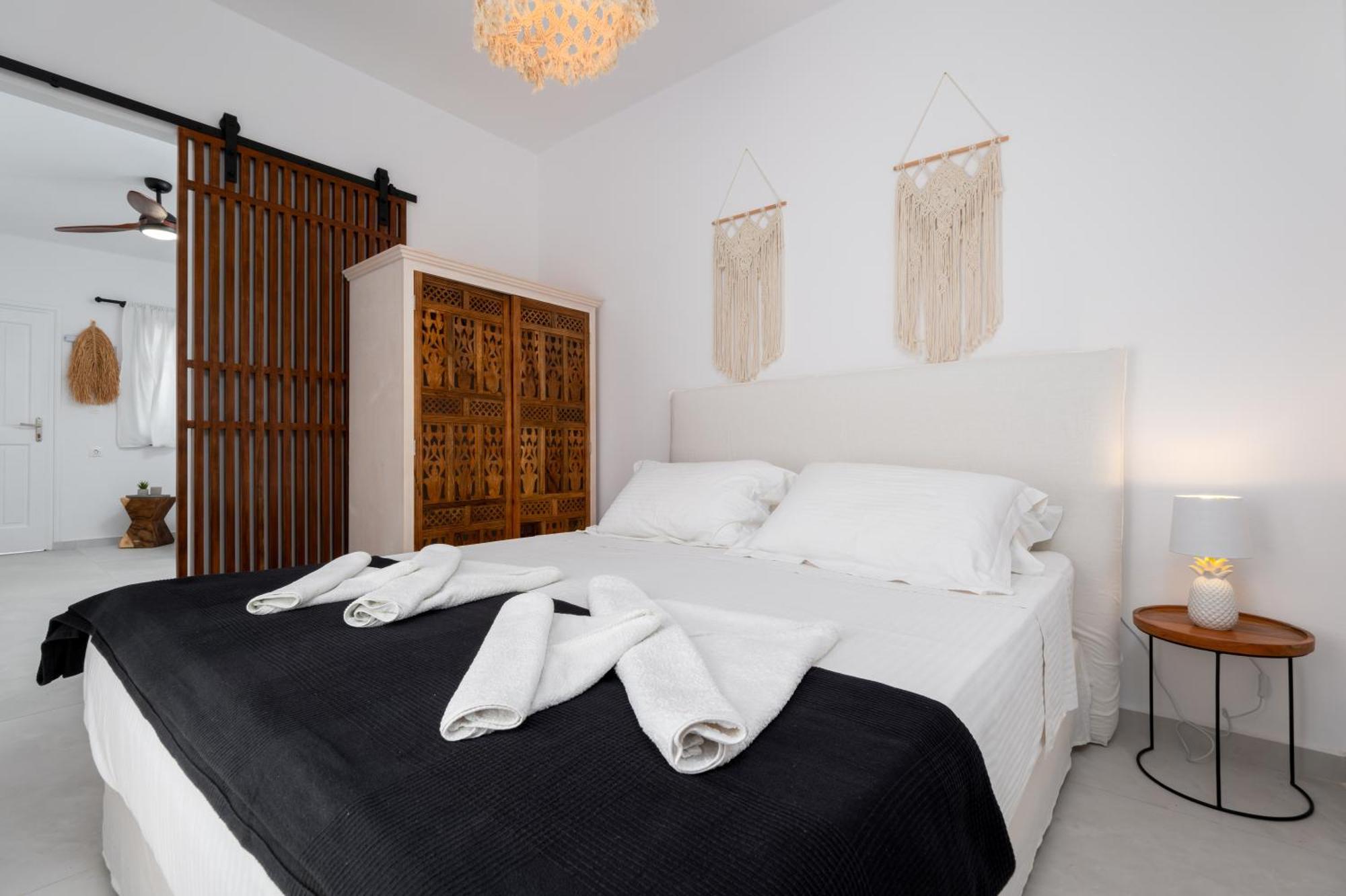 Pela Aliki (Paros)