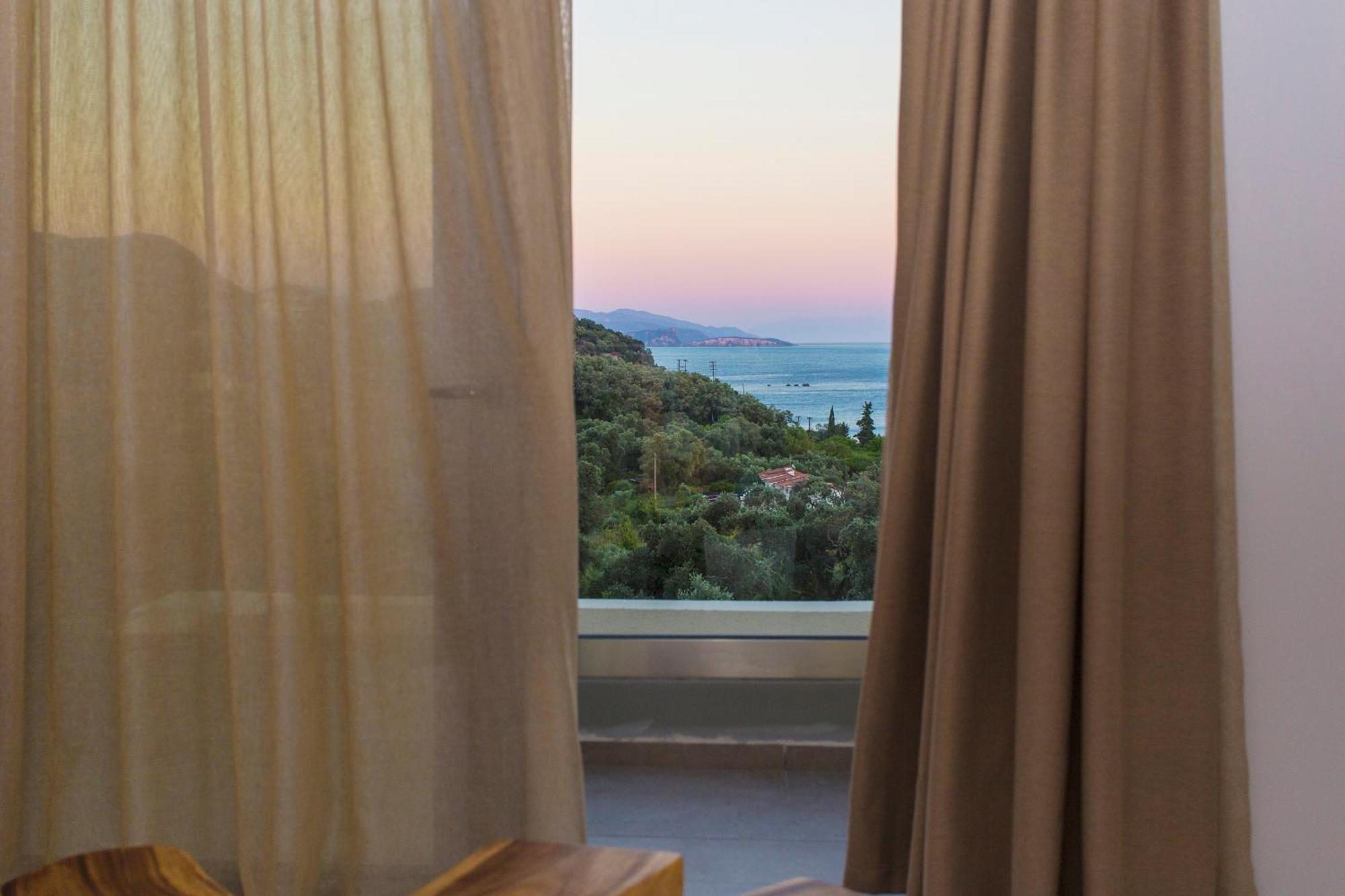 Golden Bay & Maisonettes Holiday home