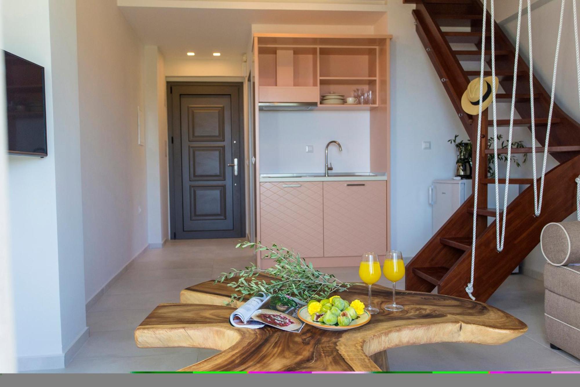 Golden Bay & Maisonettes * Parga