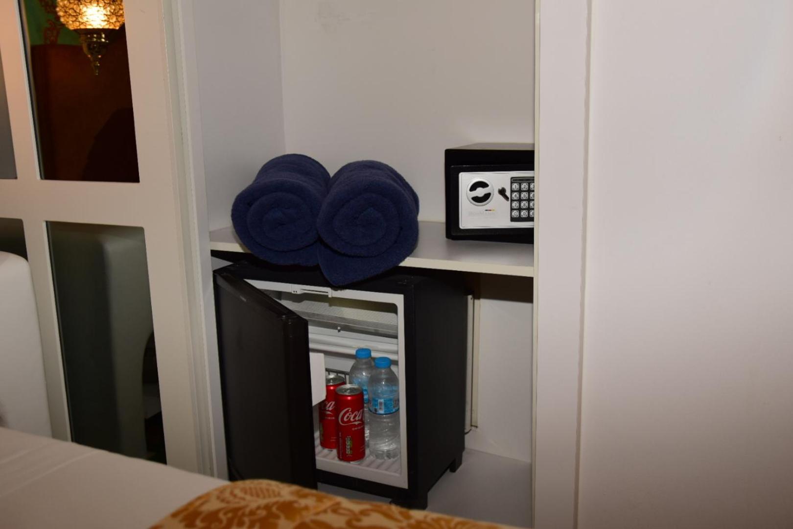 Hotel Nikos Takis Fashion Boutique 4*