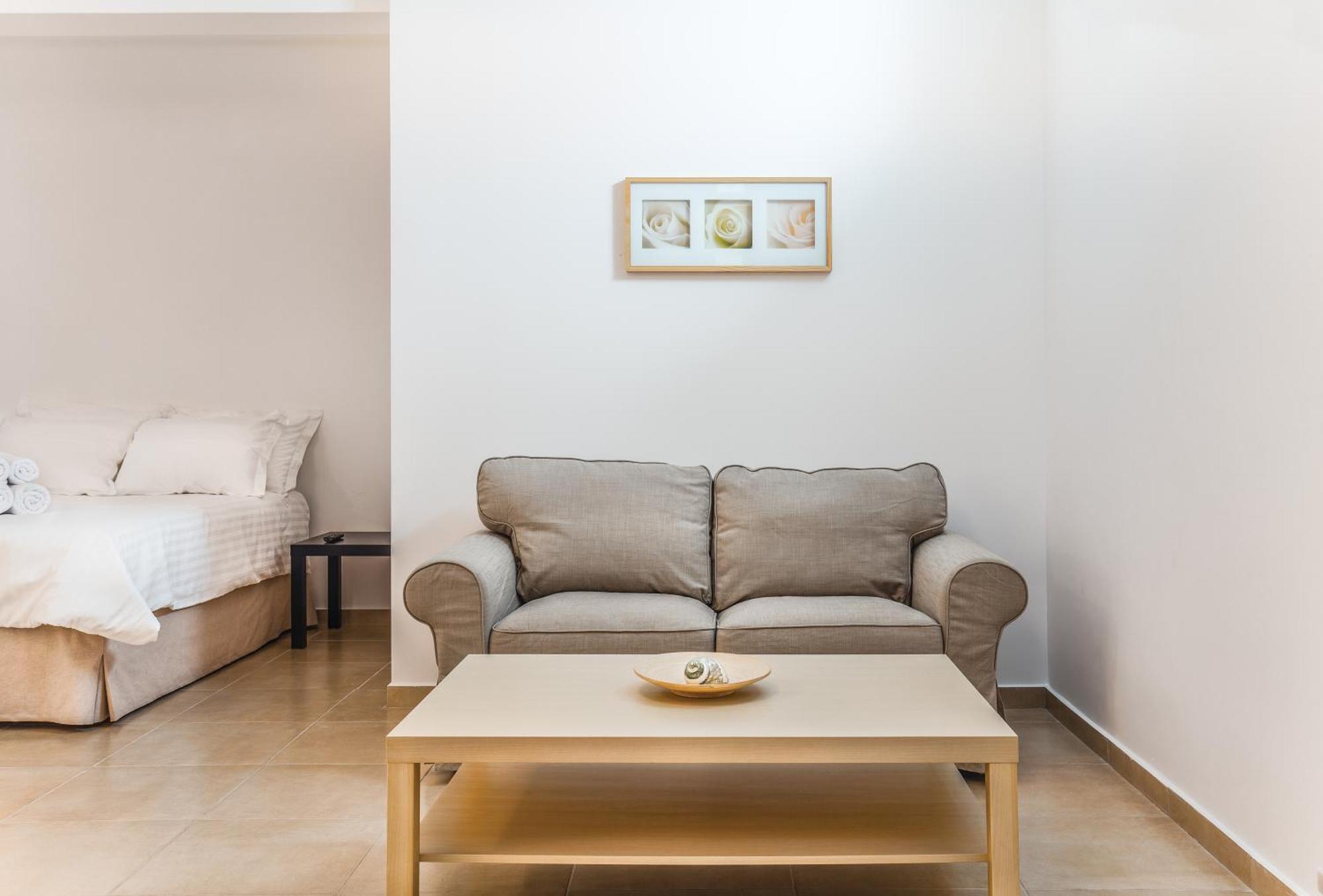 Apartment Avrofilito Syros *