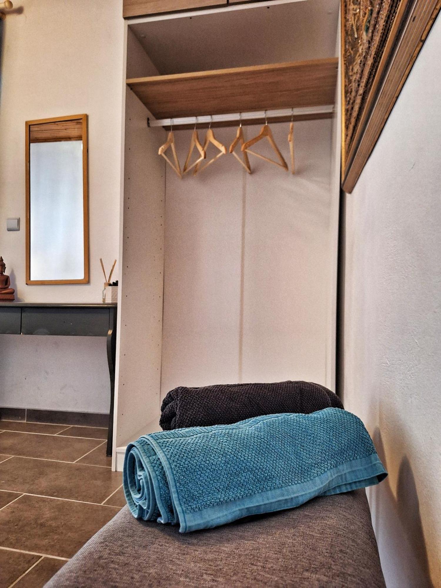 Holiday home Lemami Seafront *