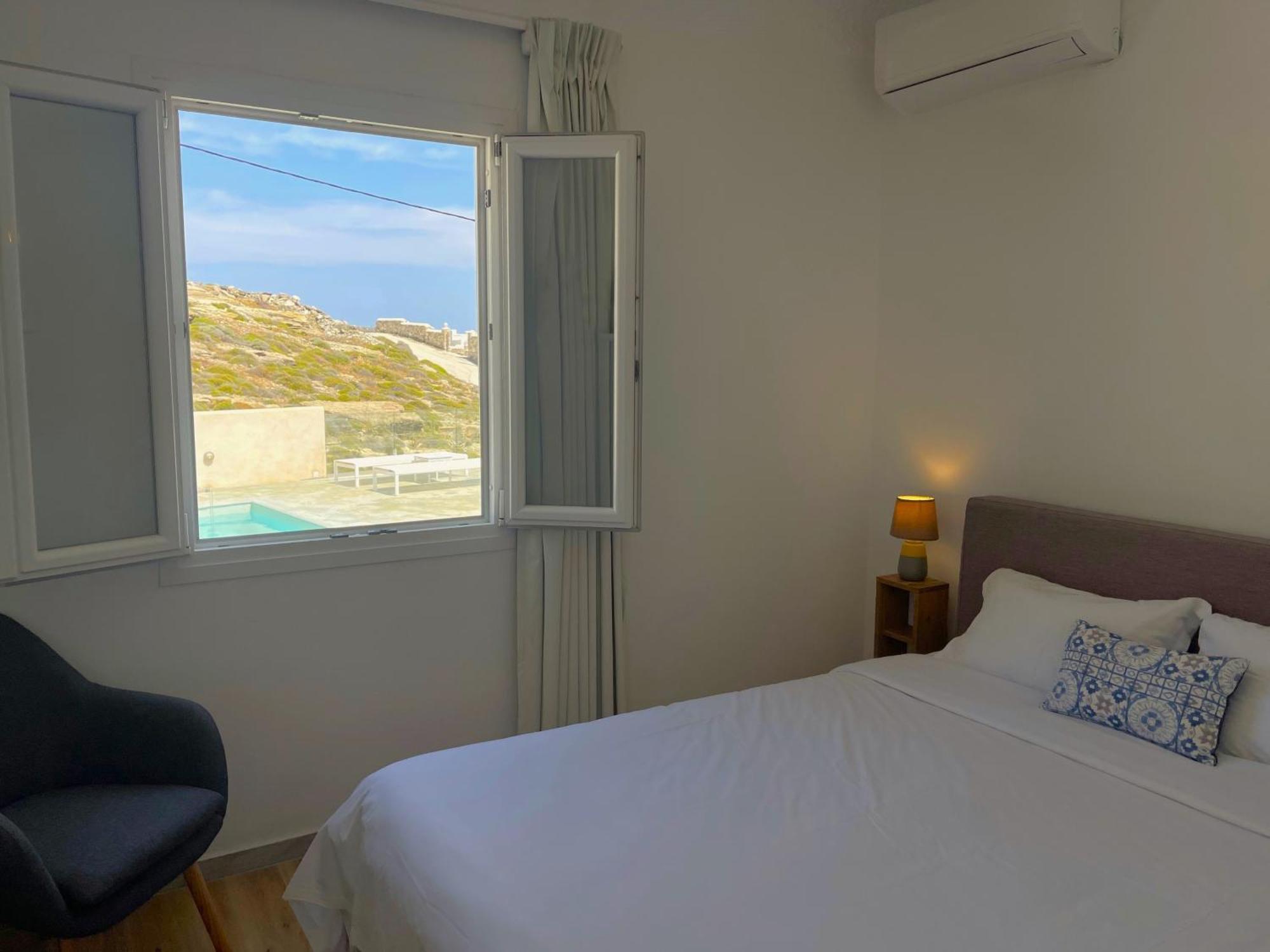 Hotel Adonis & 3*