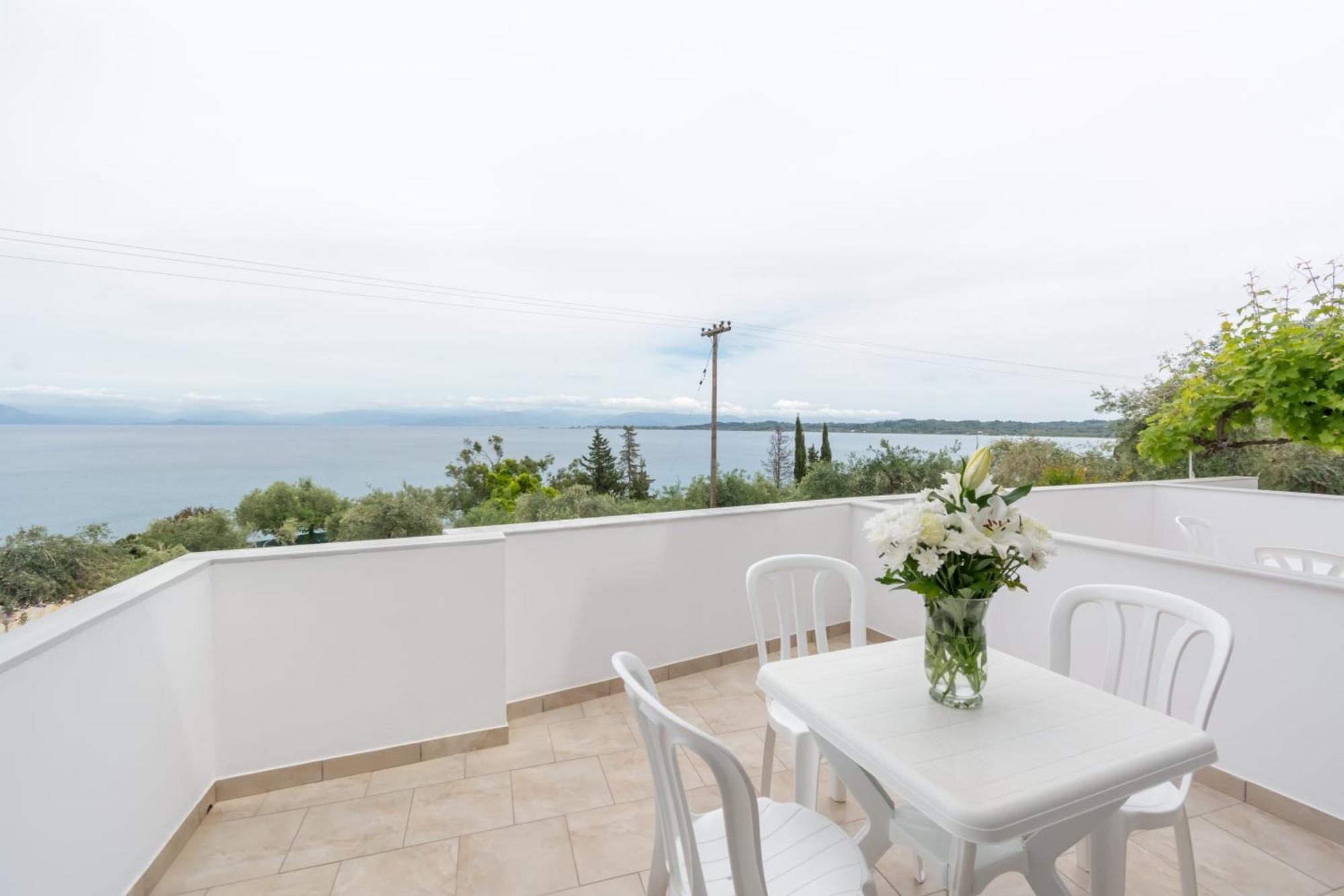 Aparthotel Corfu Aquamarine