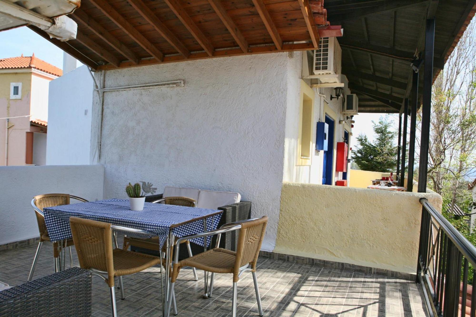 Aparthotel 9 Musses Skala Mistegnon