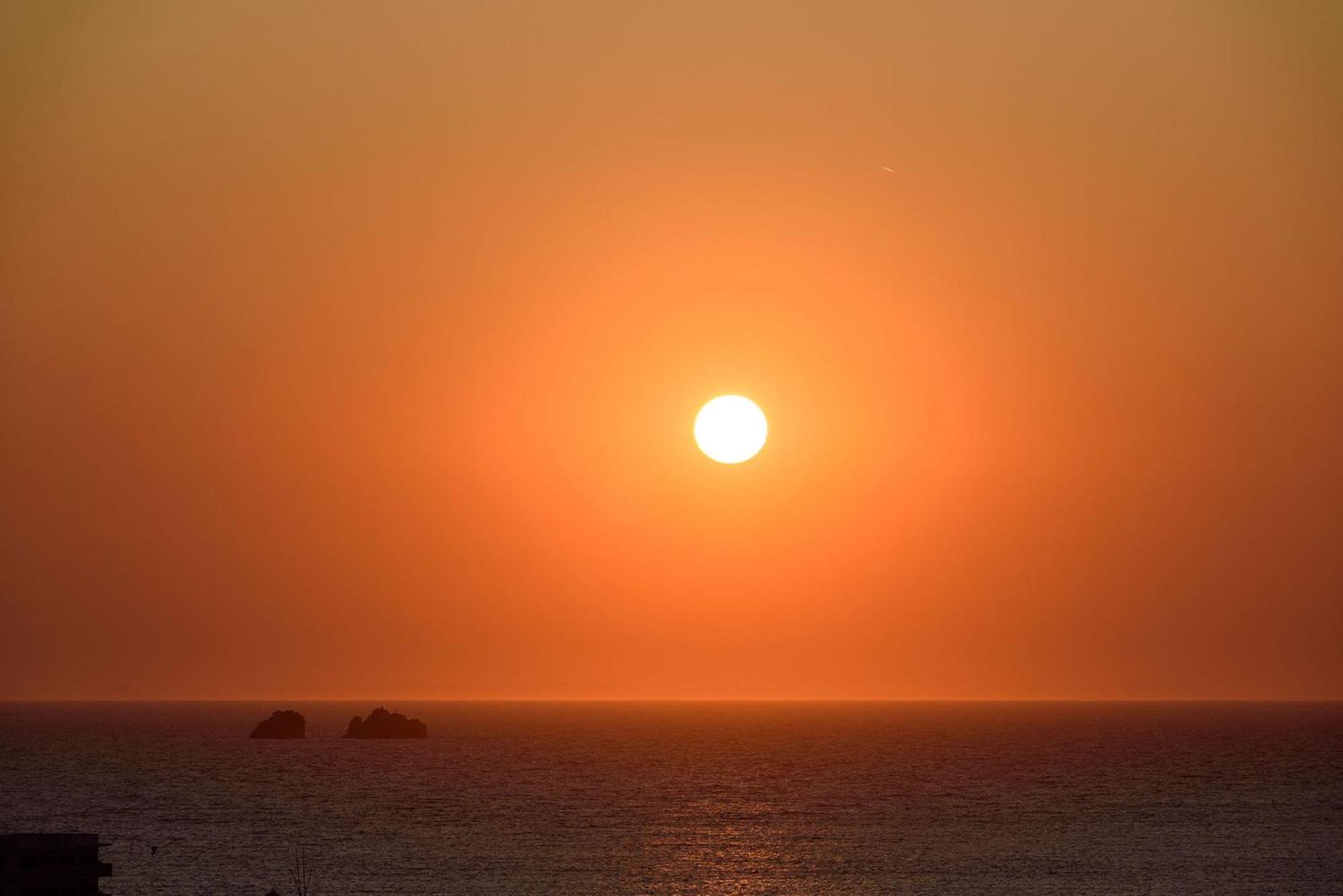 Aigaiou Avra Parikia (Paros)